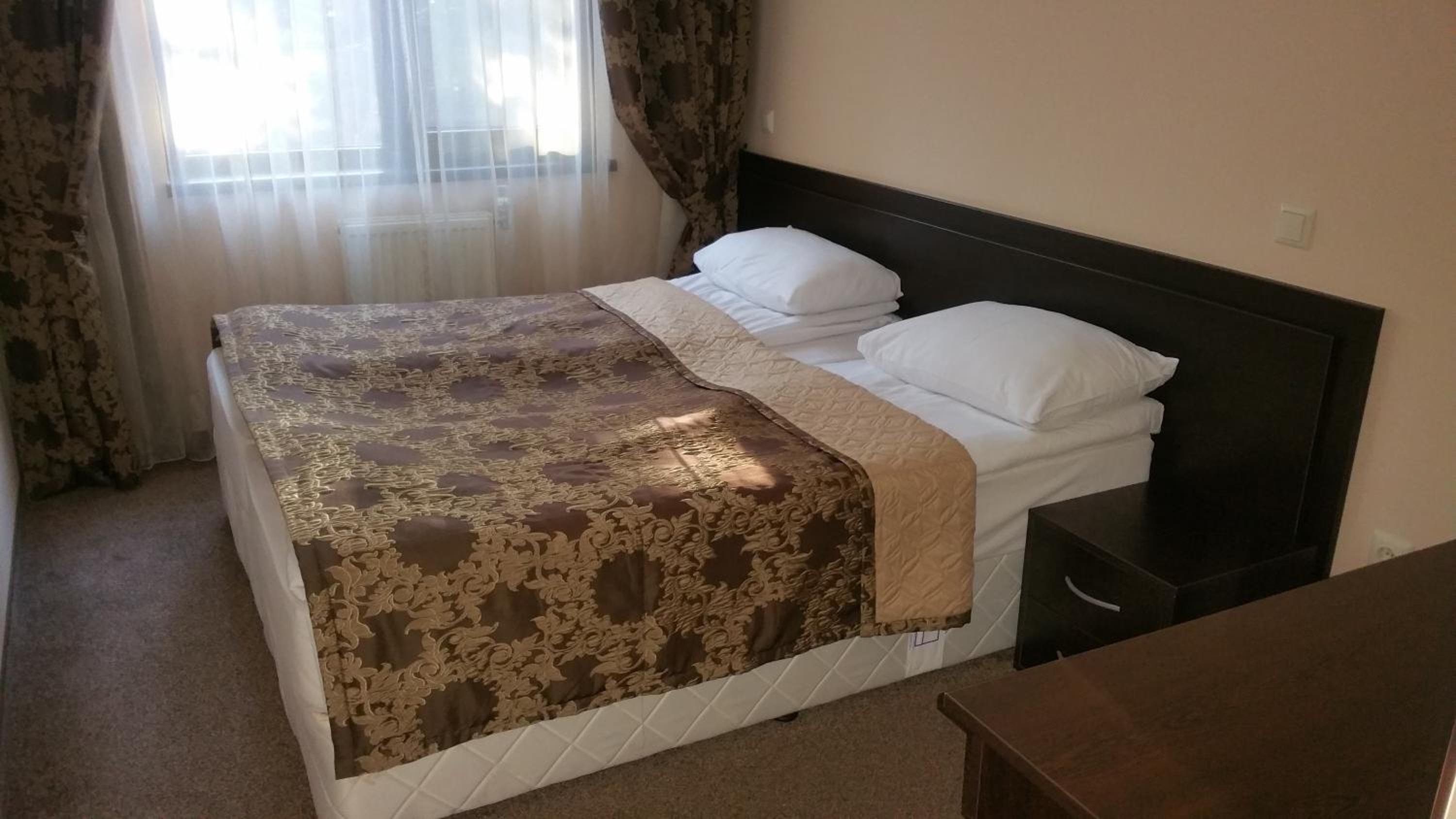 Double Room - Photo 3