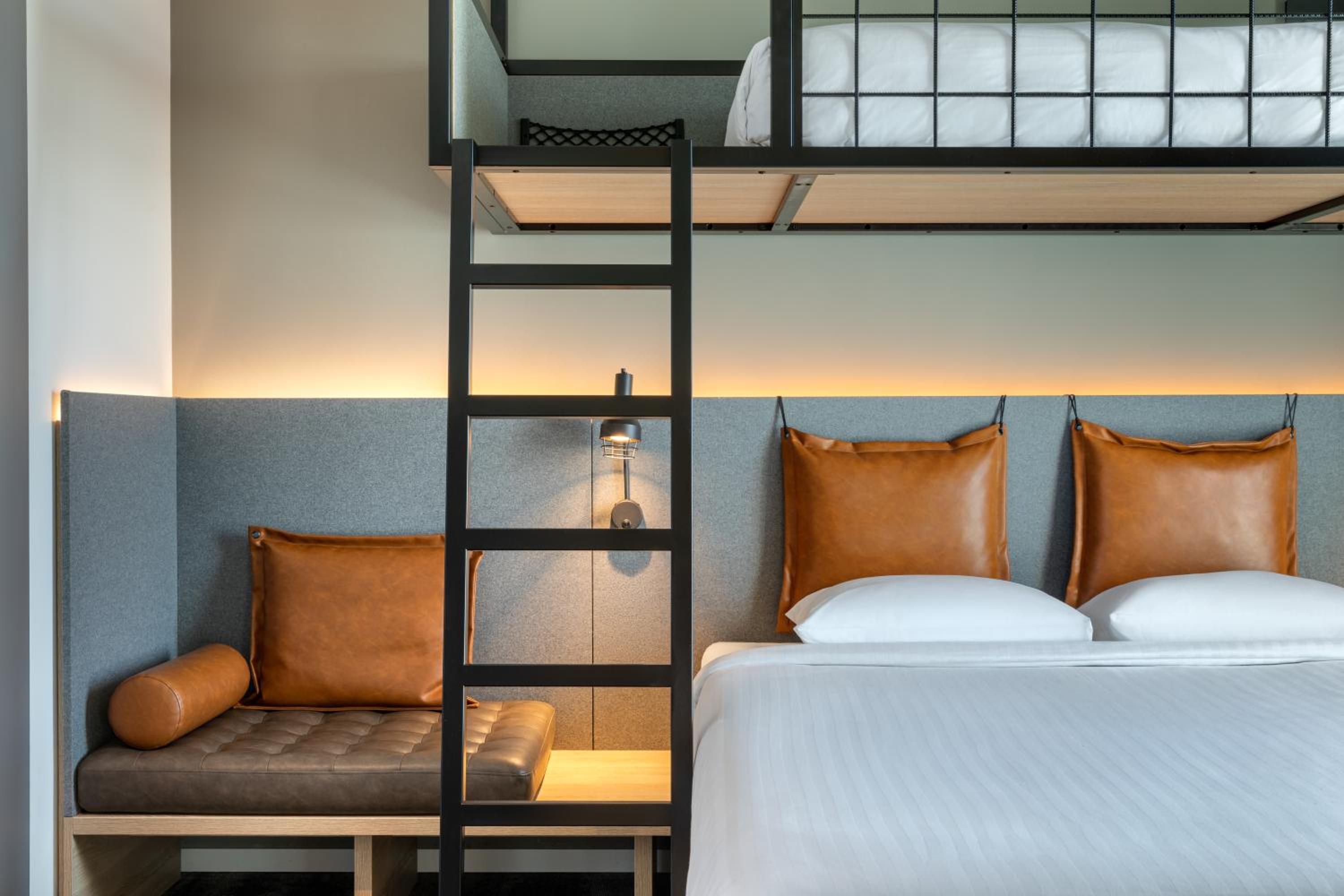 Moxy Triple Sleeper