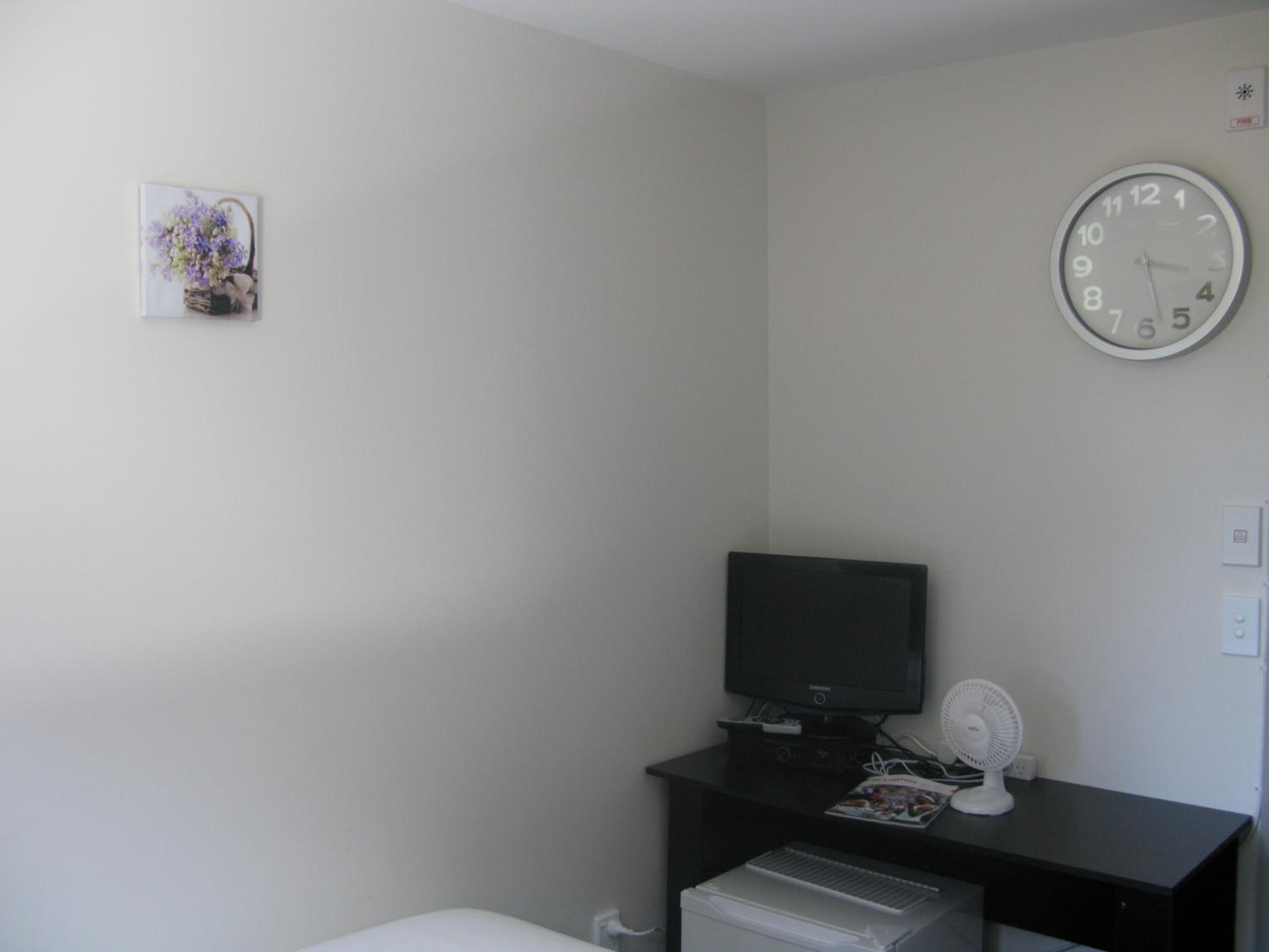 Budget Double Room with Shared Bathroom