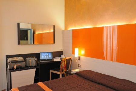 Triple Room - Photo 1