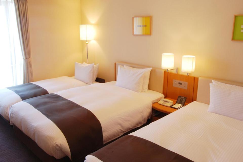 Triple Room Nonsmoking - Photo 1