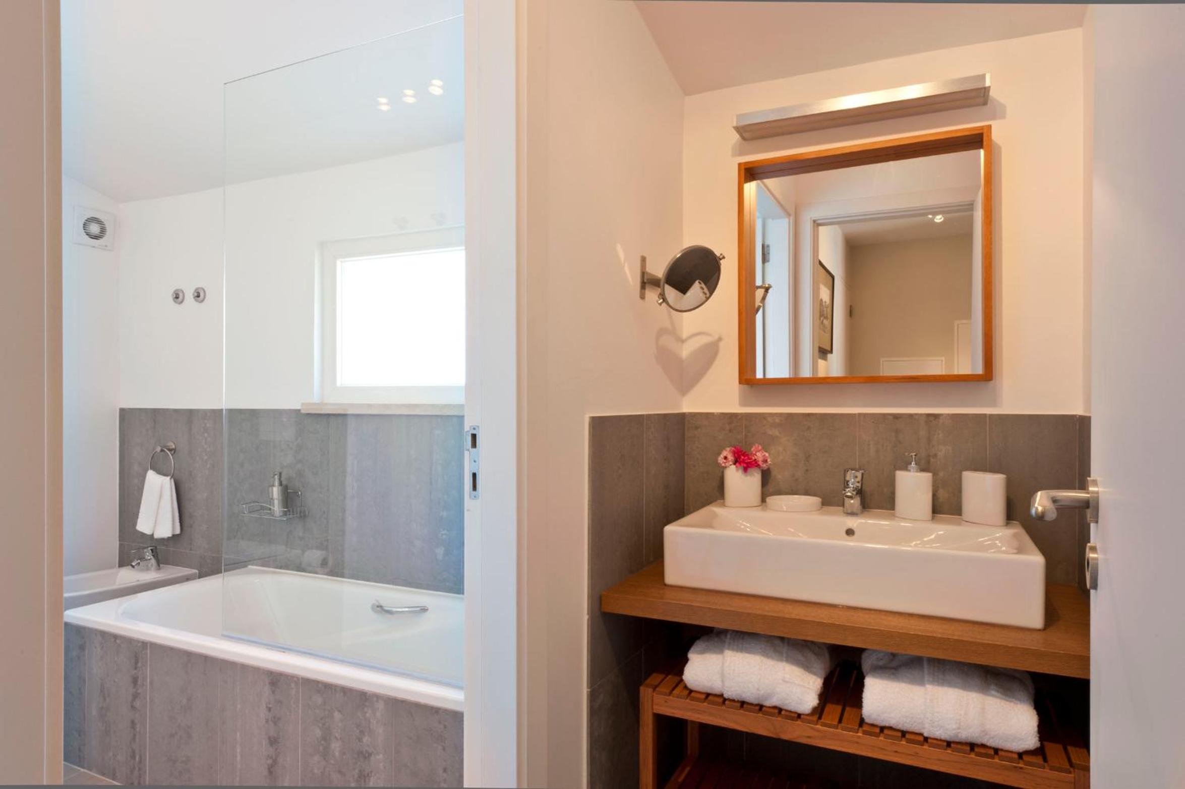 Superior Double Room - Photo 12
