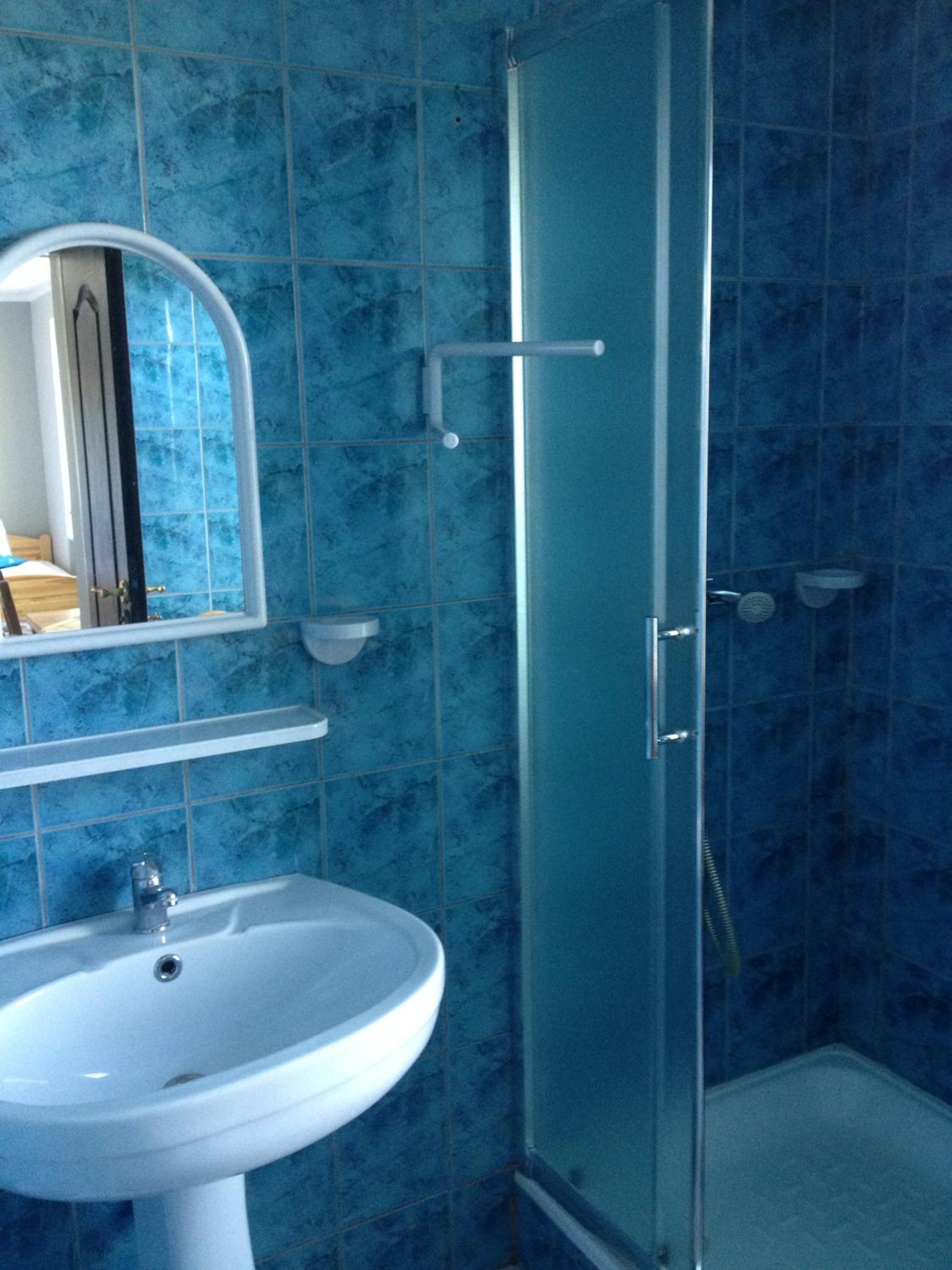 Quadruple Room with Bathroom photo 3