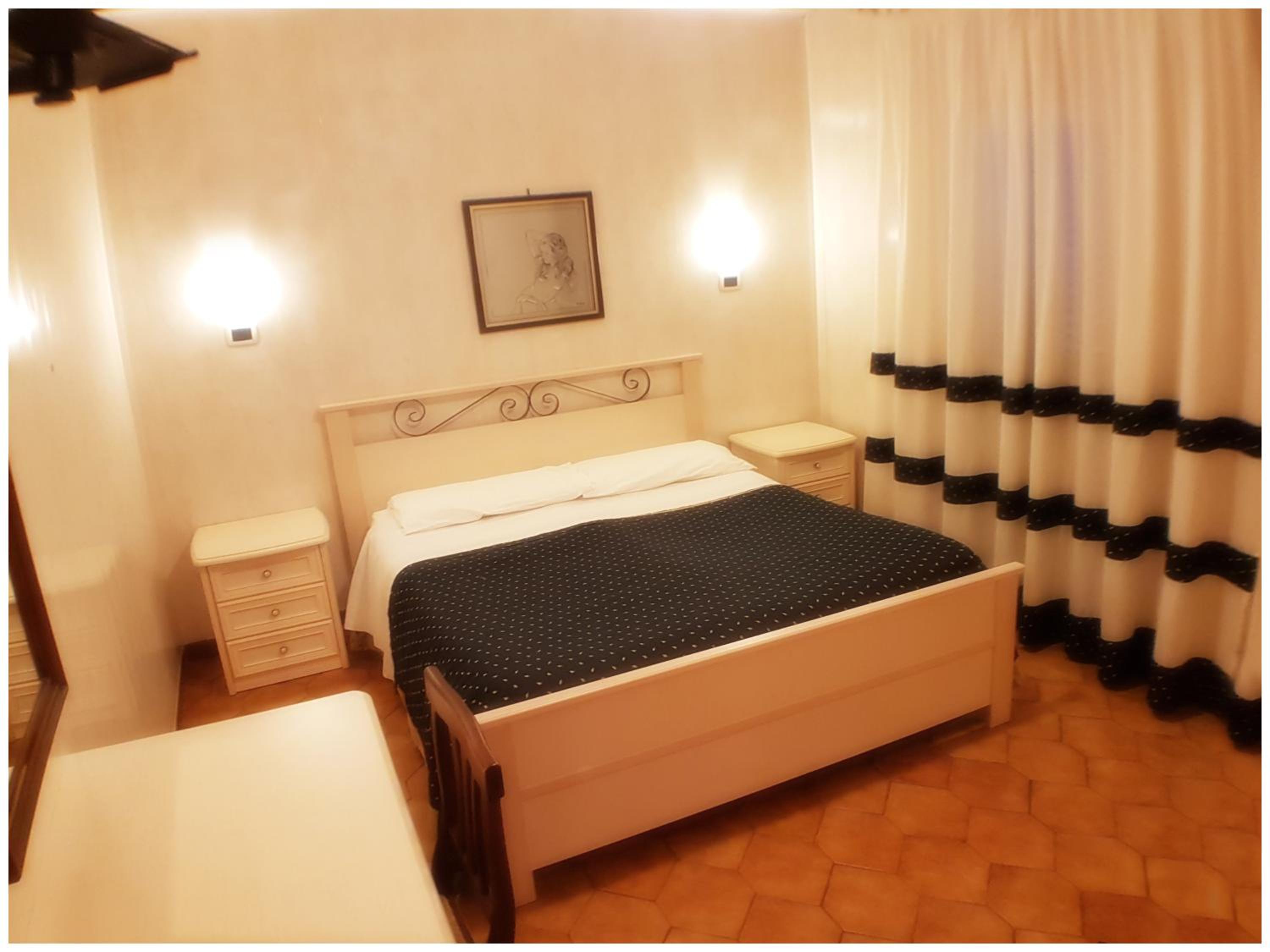 Chambre Double ou Lits Jumeaux avec Salle de Bains