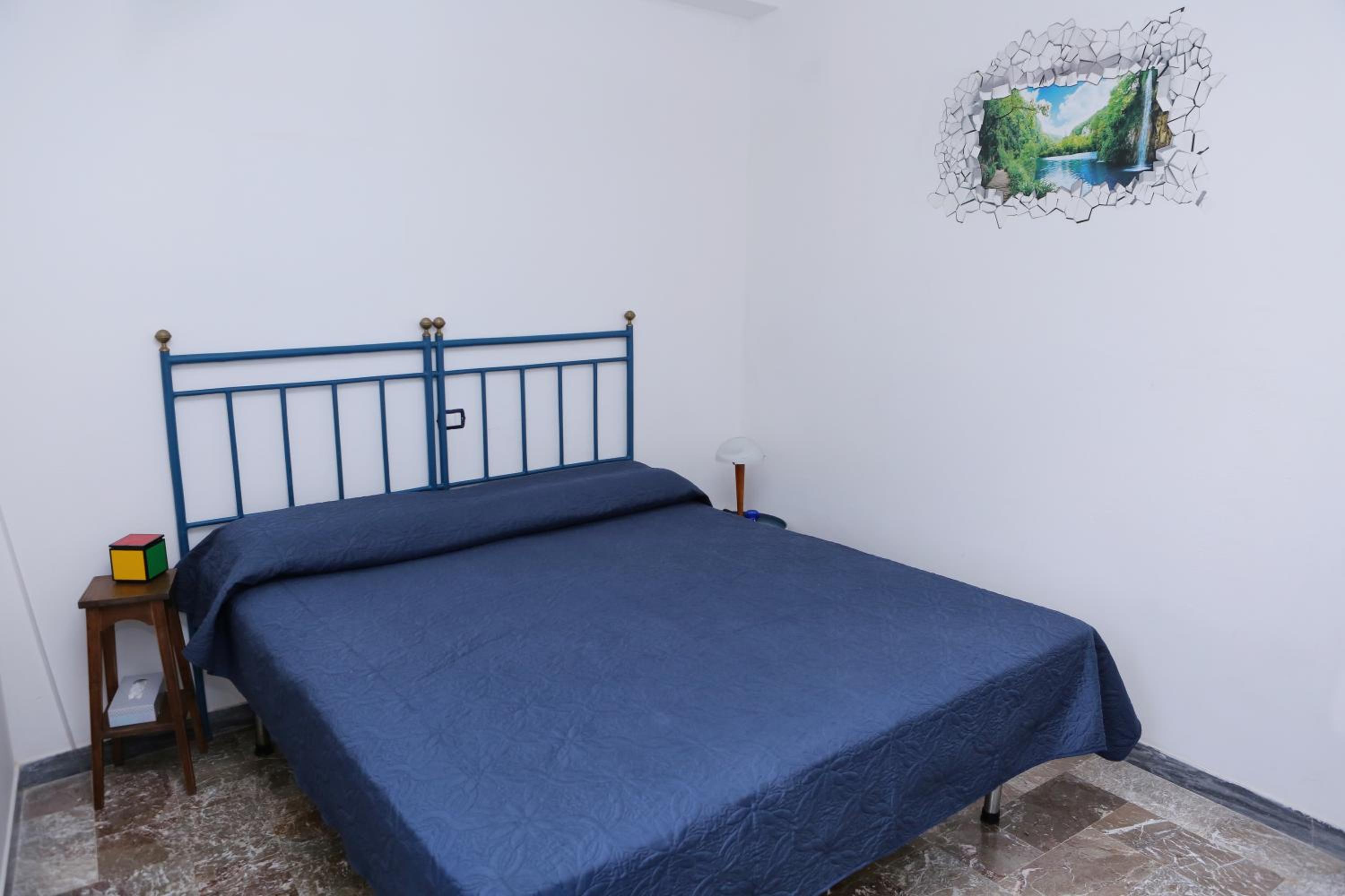 Budget Double Room photo 3