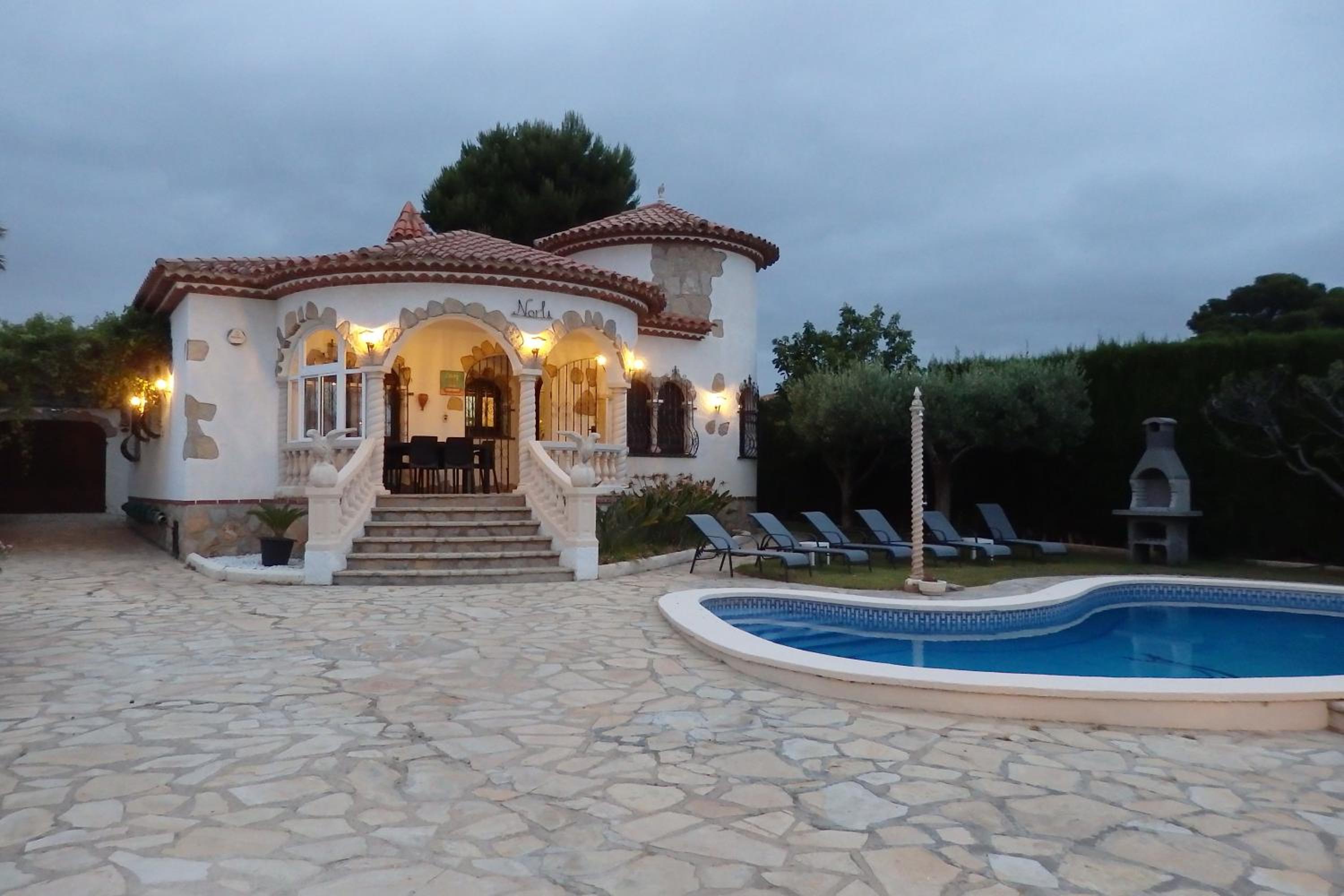 Villa with Private Pool photo 2