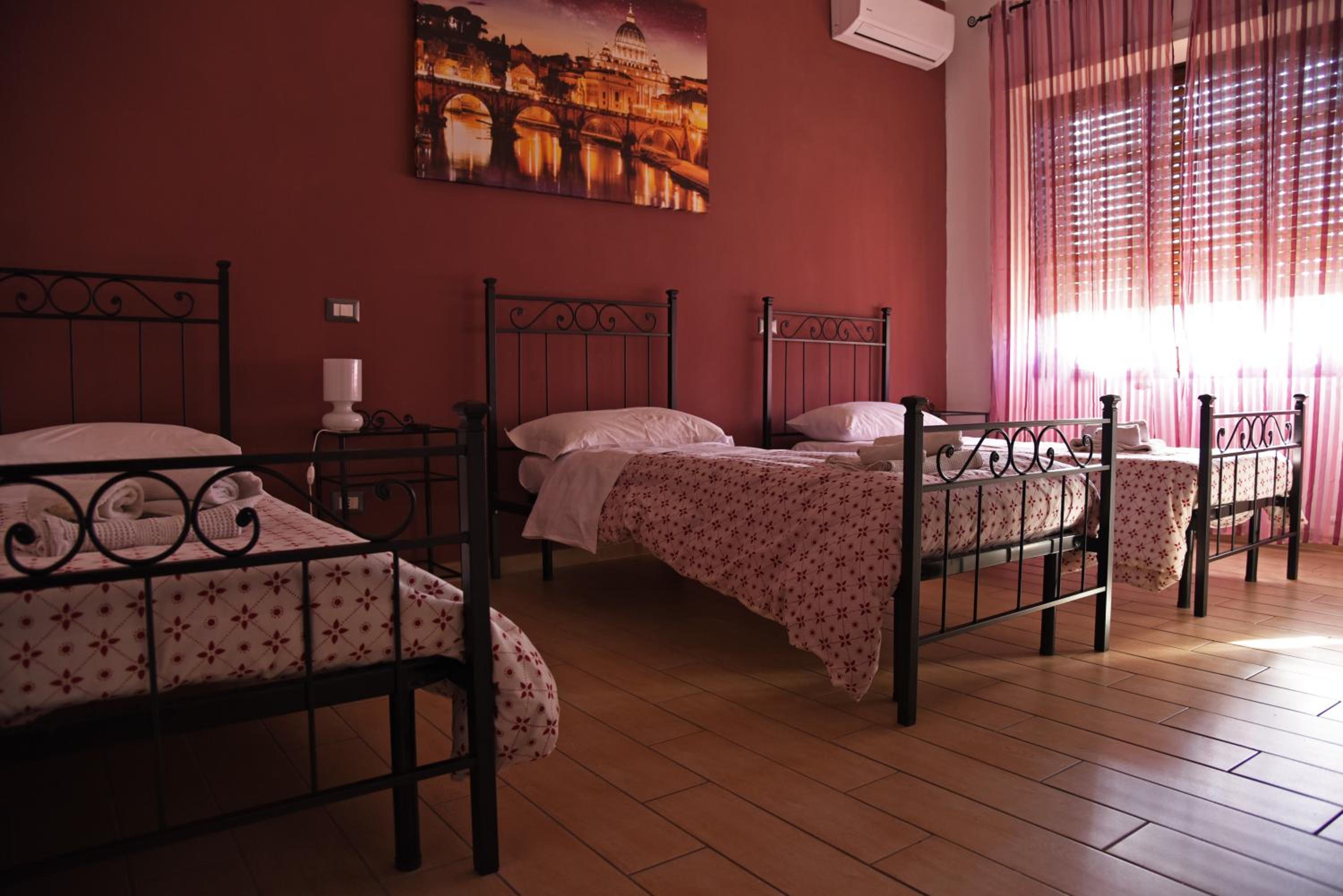 Triple Room photo 2