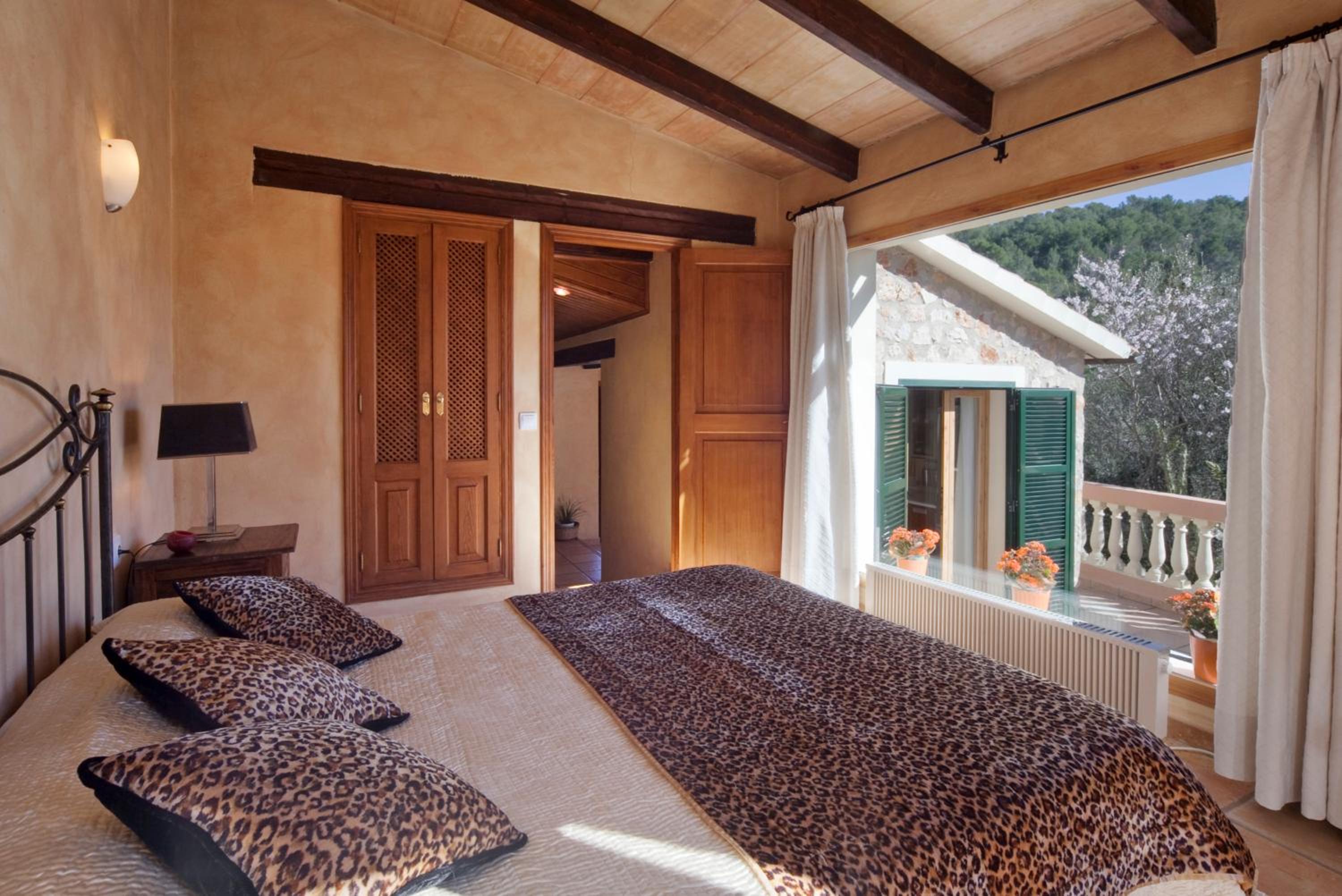 Villa con piscina privada