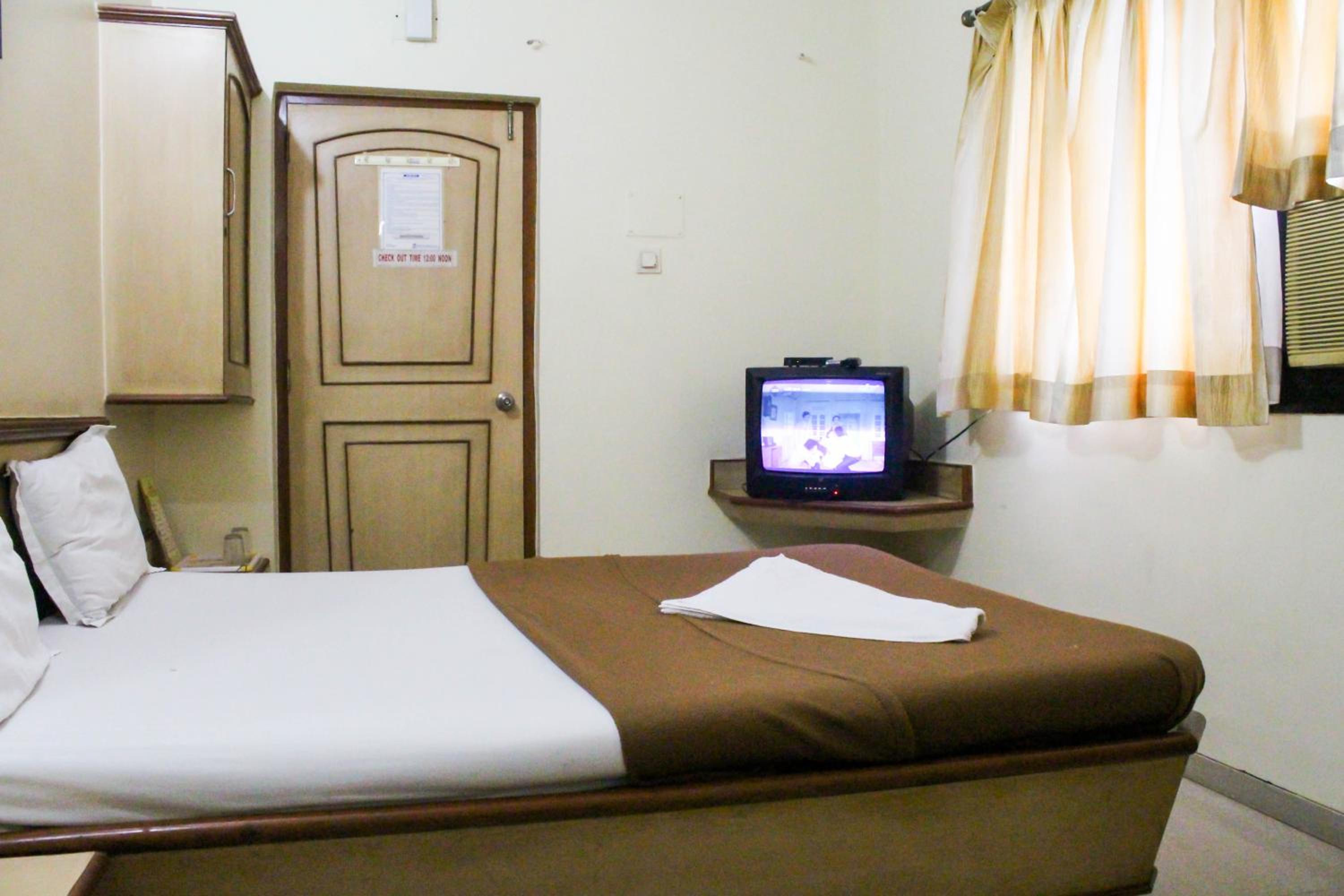 Economy Double Room - Indian nationals only photo 3
