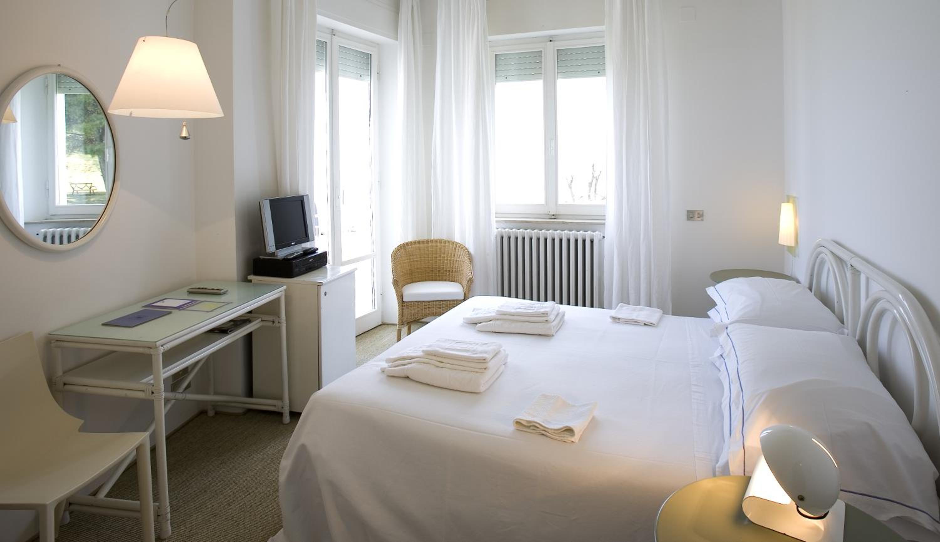Comfort Double or Twin Room with Sea View photo 2