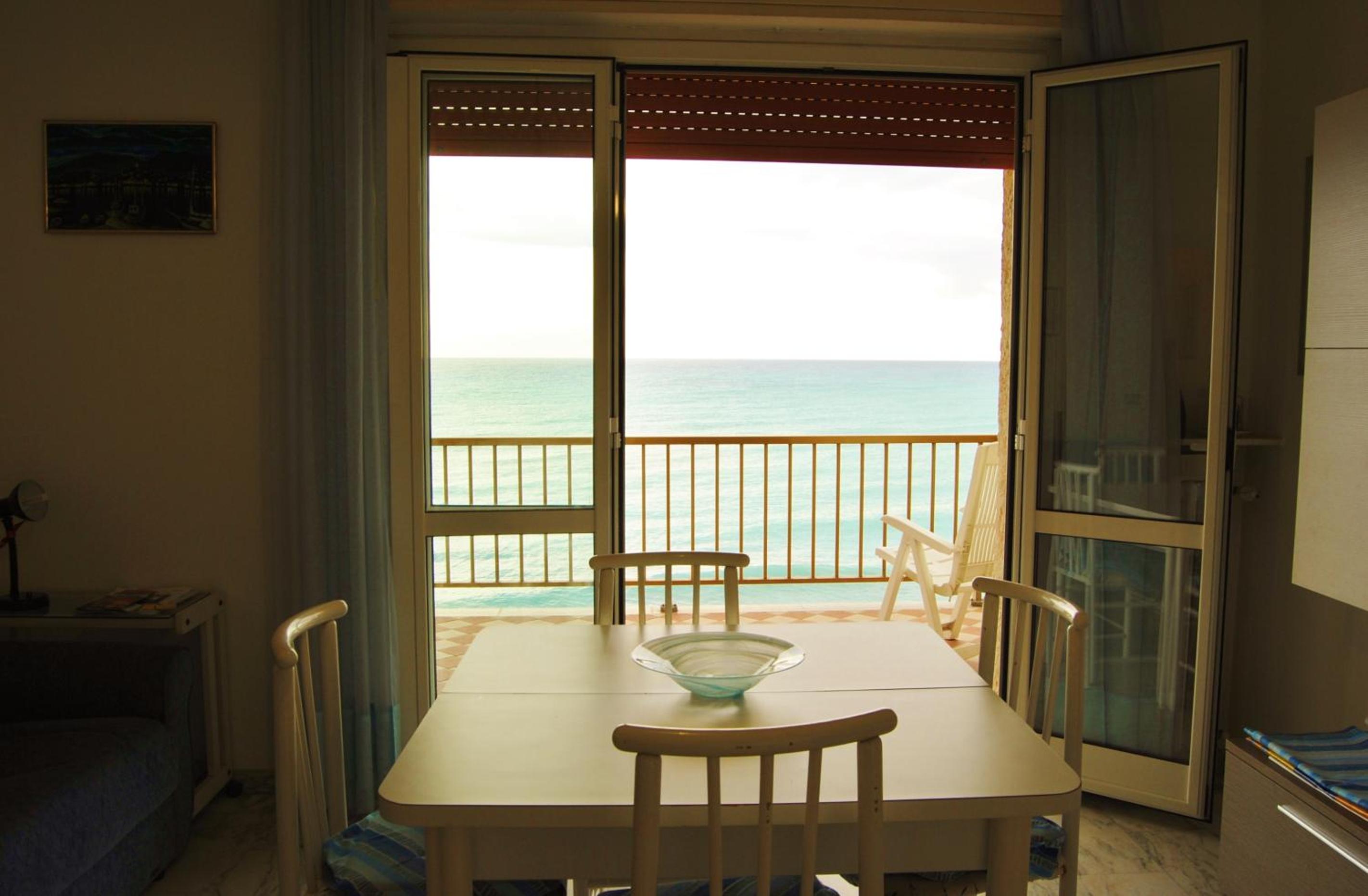 Apartment with Sea View photo 3