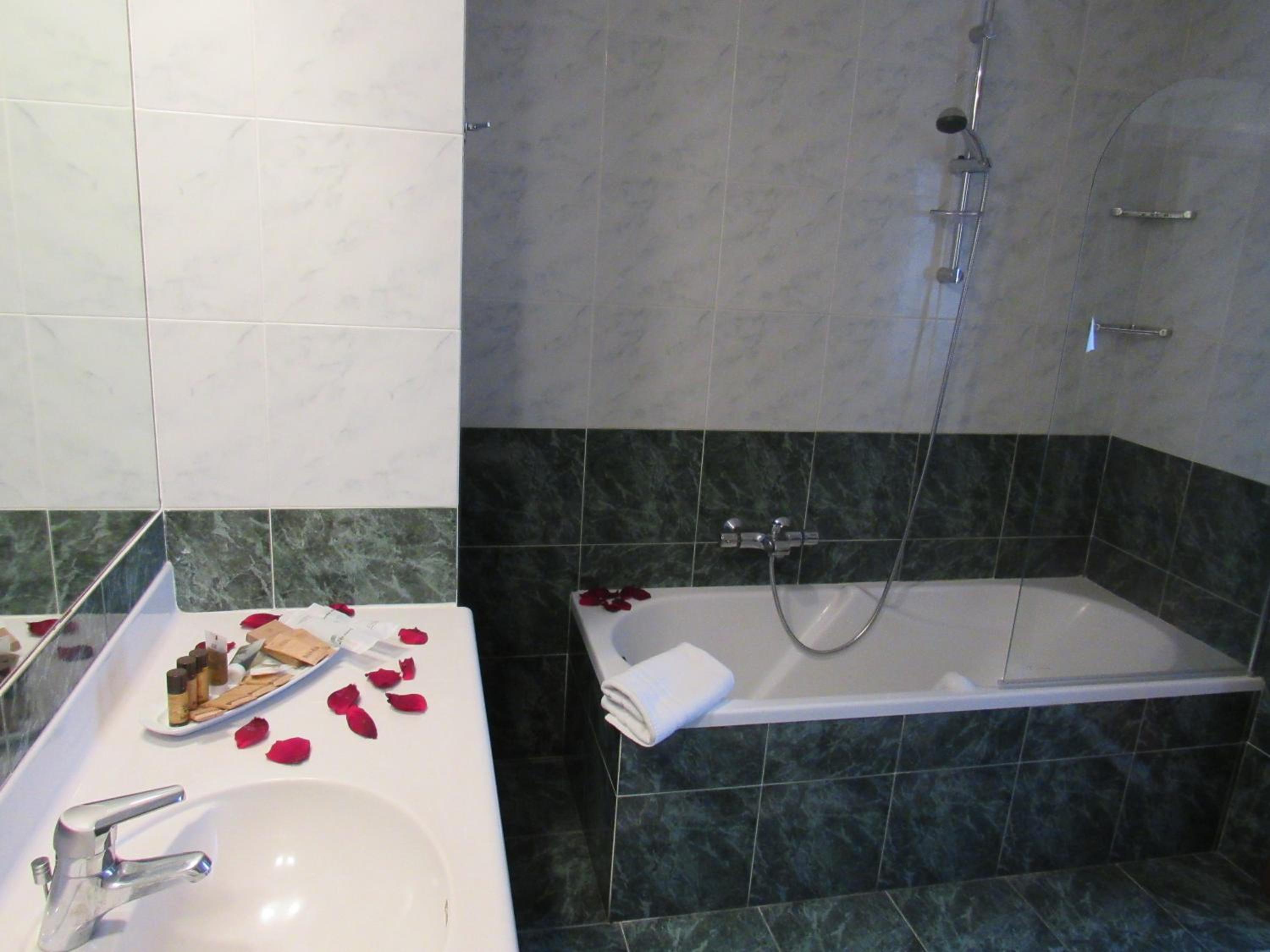 Junior Suite - Photo 7