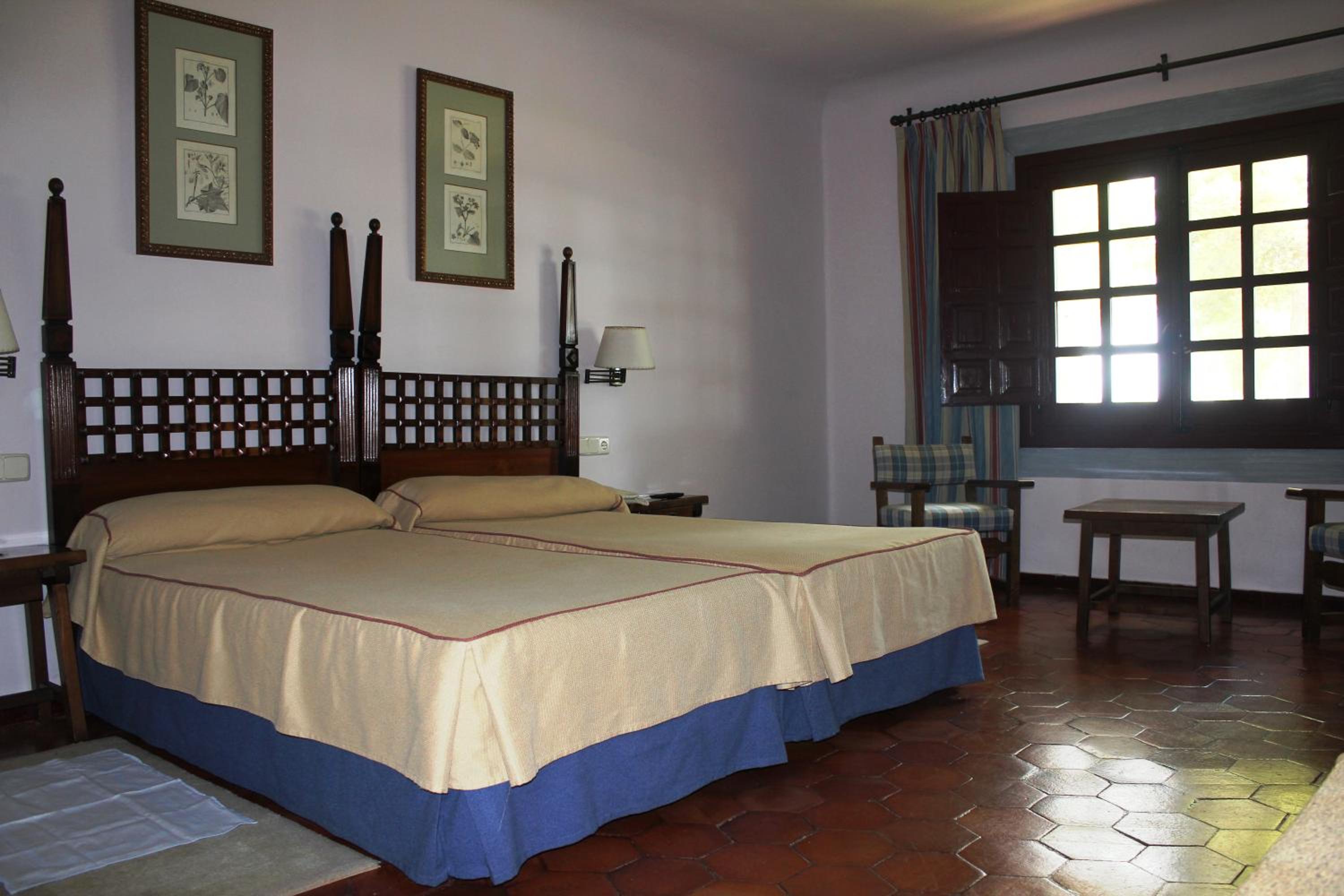 Standard Double Room - Photo 1