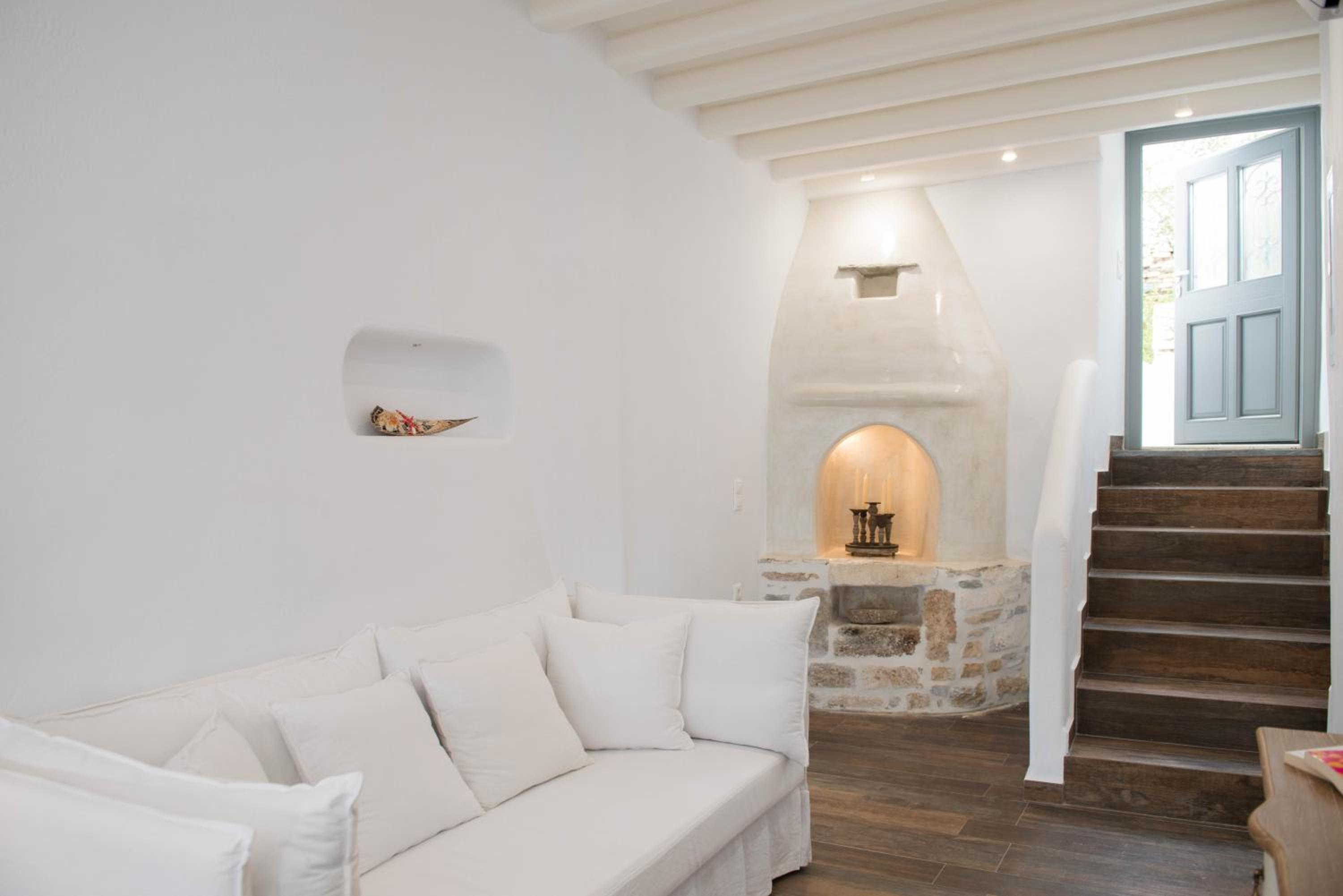 Apartment - Split Level photo 3