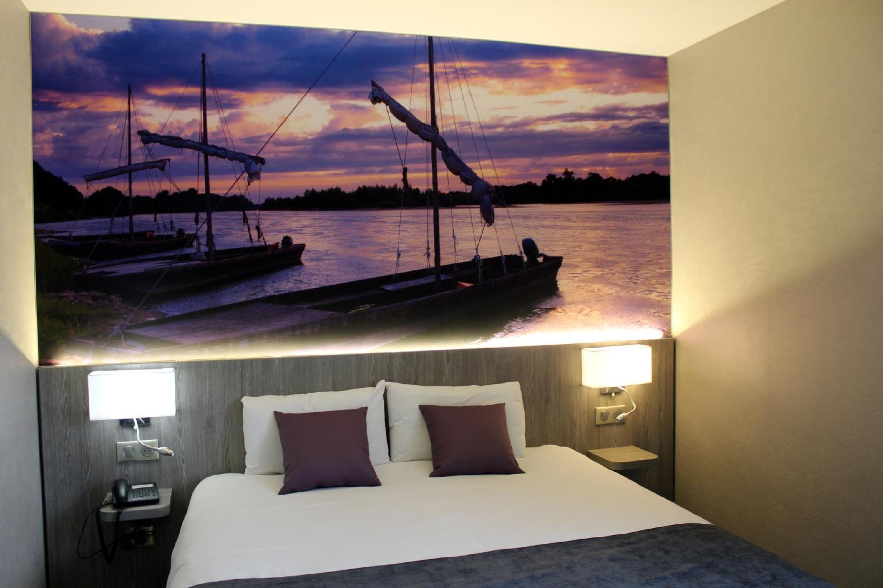 Suite - Photo 4