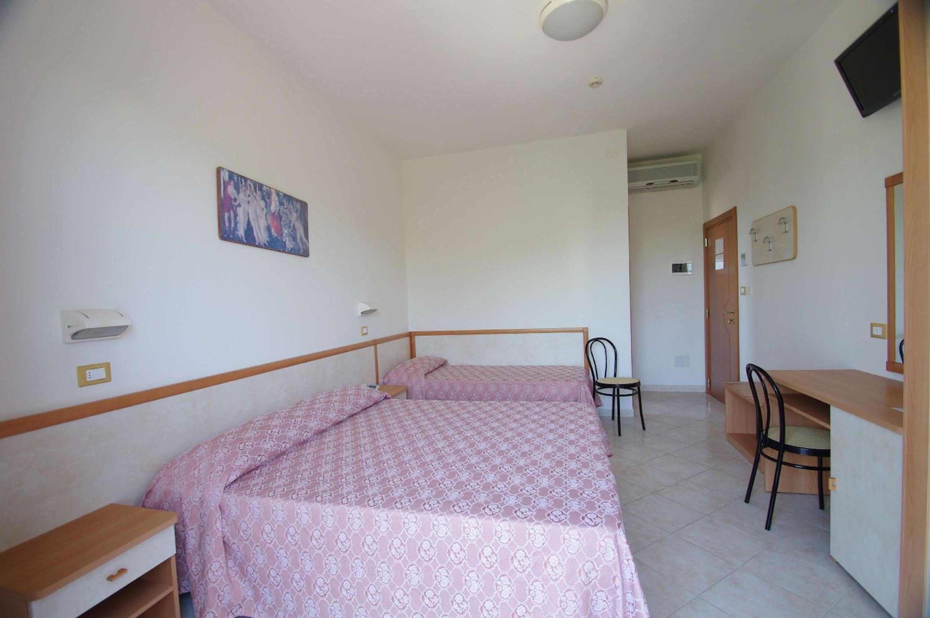Triple Room with Balcony photo 1