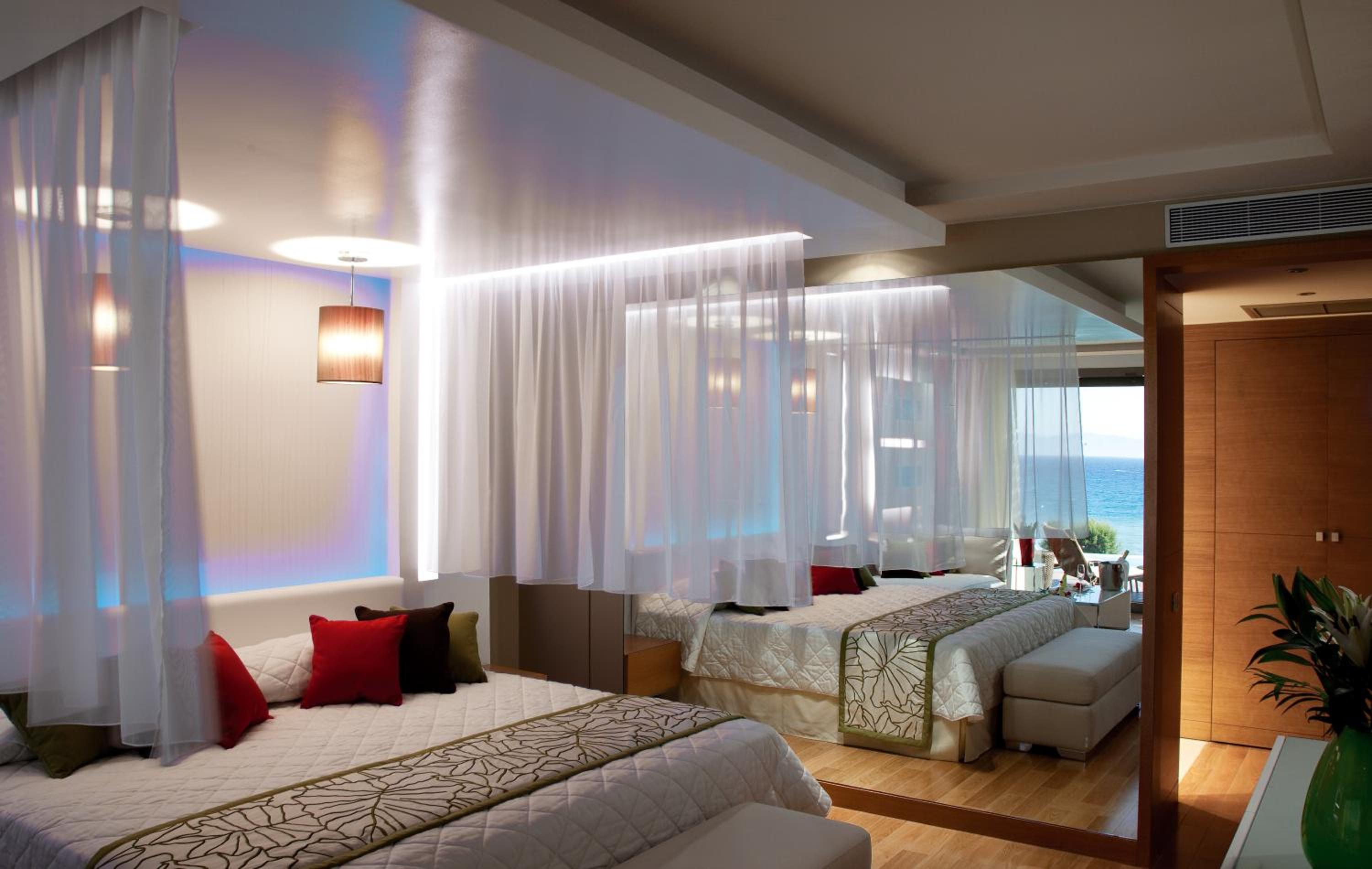 Amus Presidential with Private Pool Sea View thumbnail 5