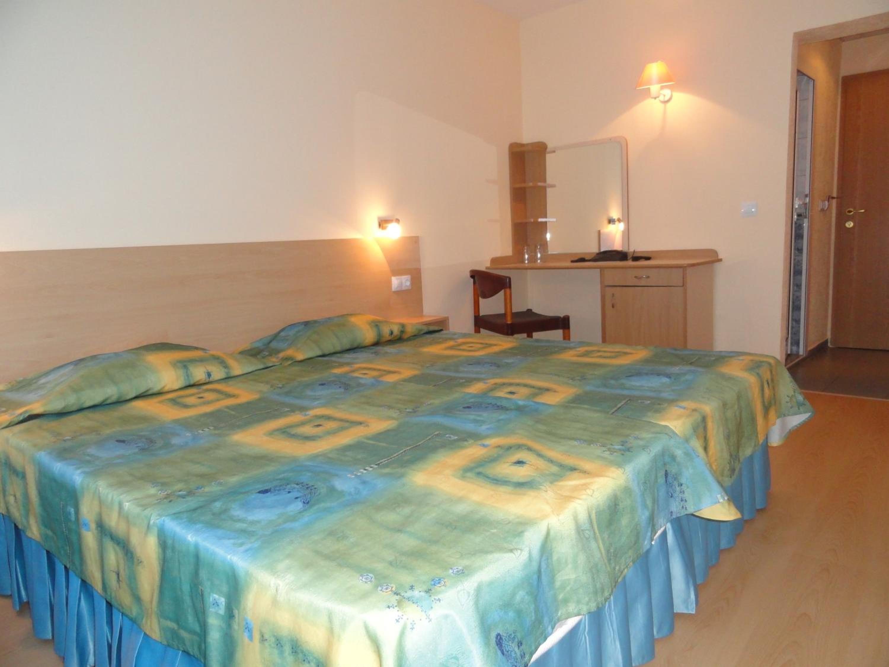 Single Room with Balcony photo 3