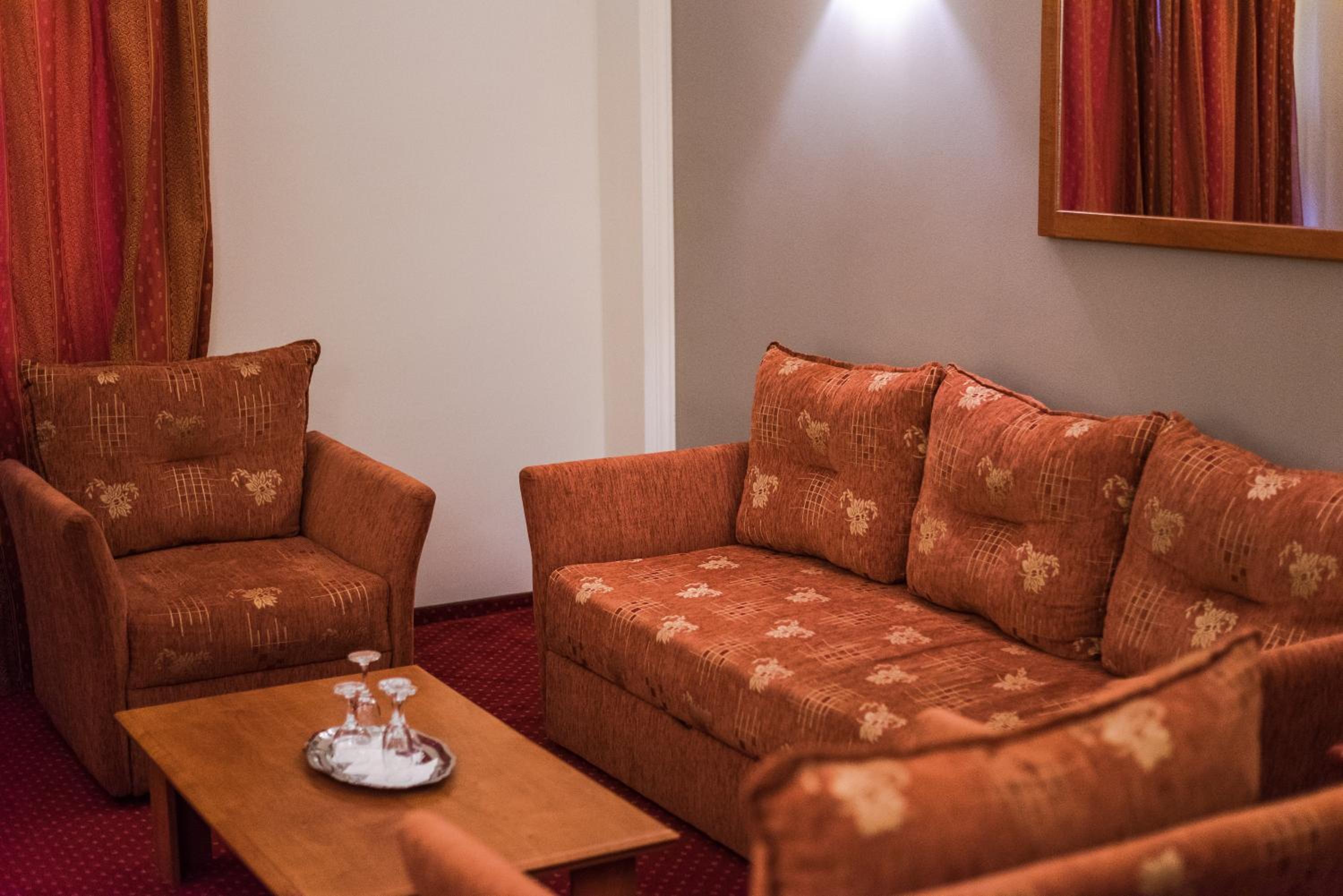 King Suite - Photo 8