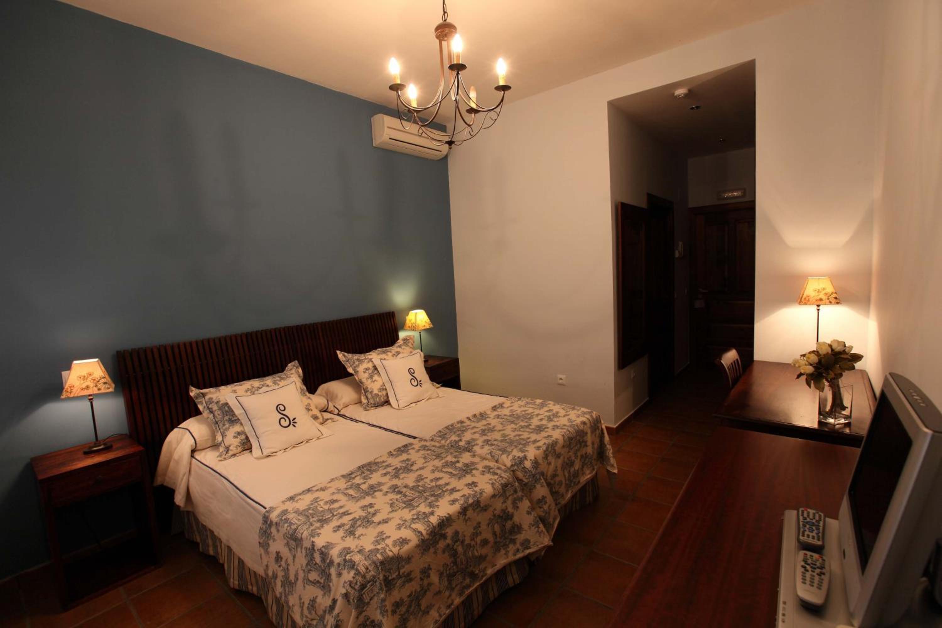 Habitación Doble con Cama Extra