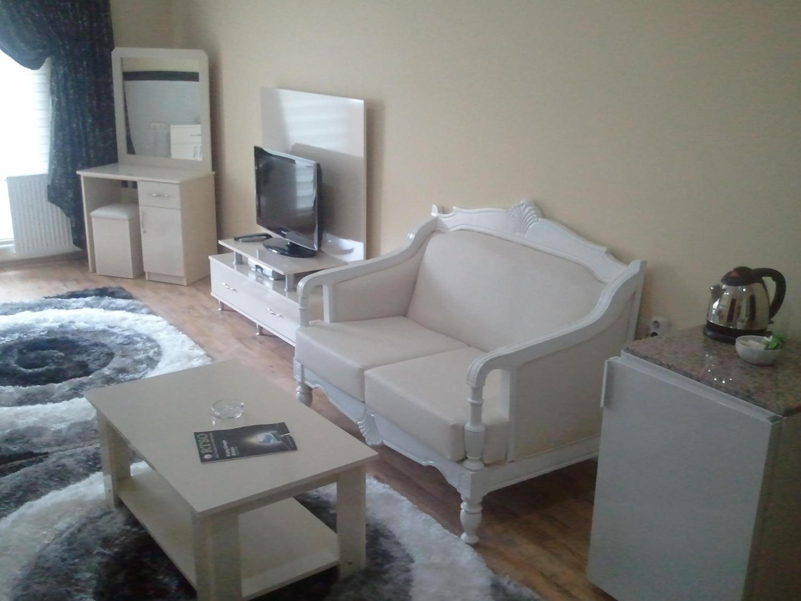 Suite - Photo 4
