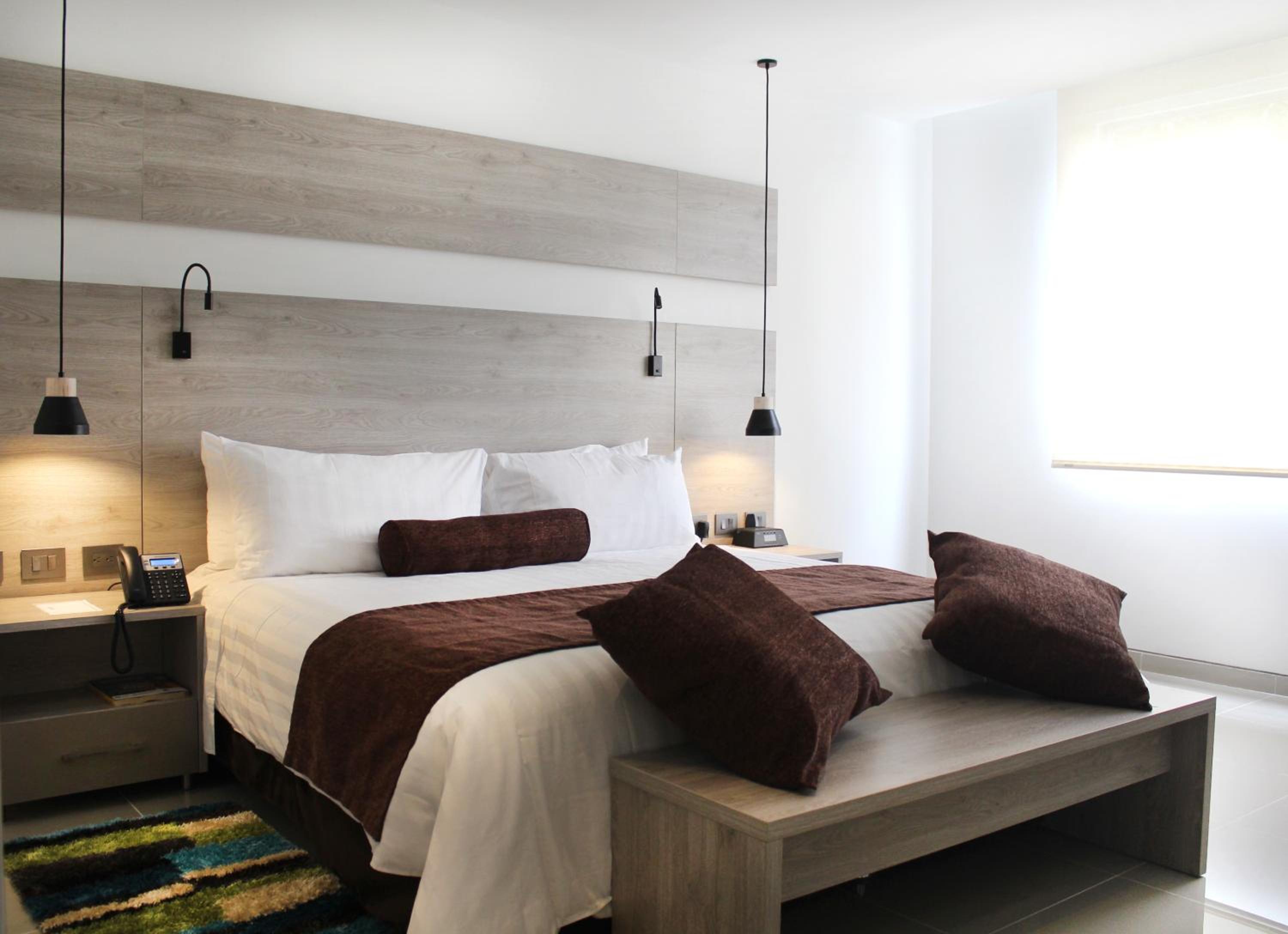 Suite - Photo 5