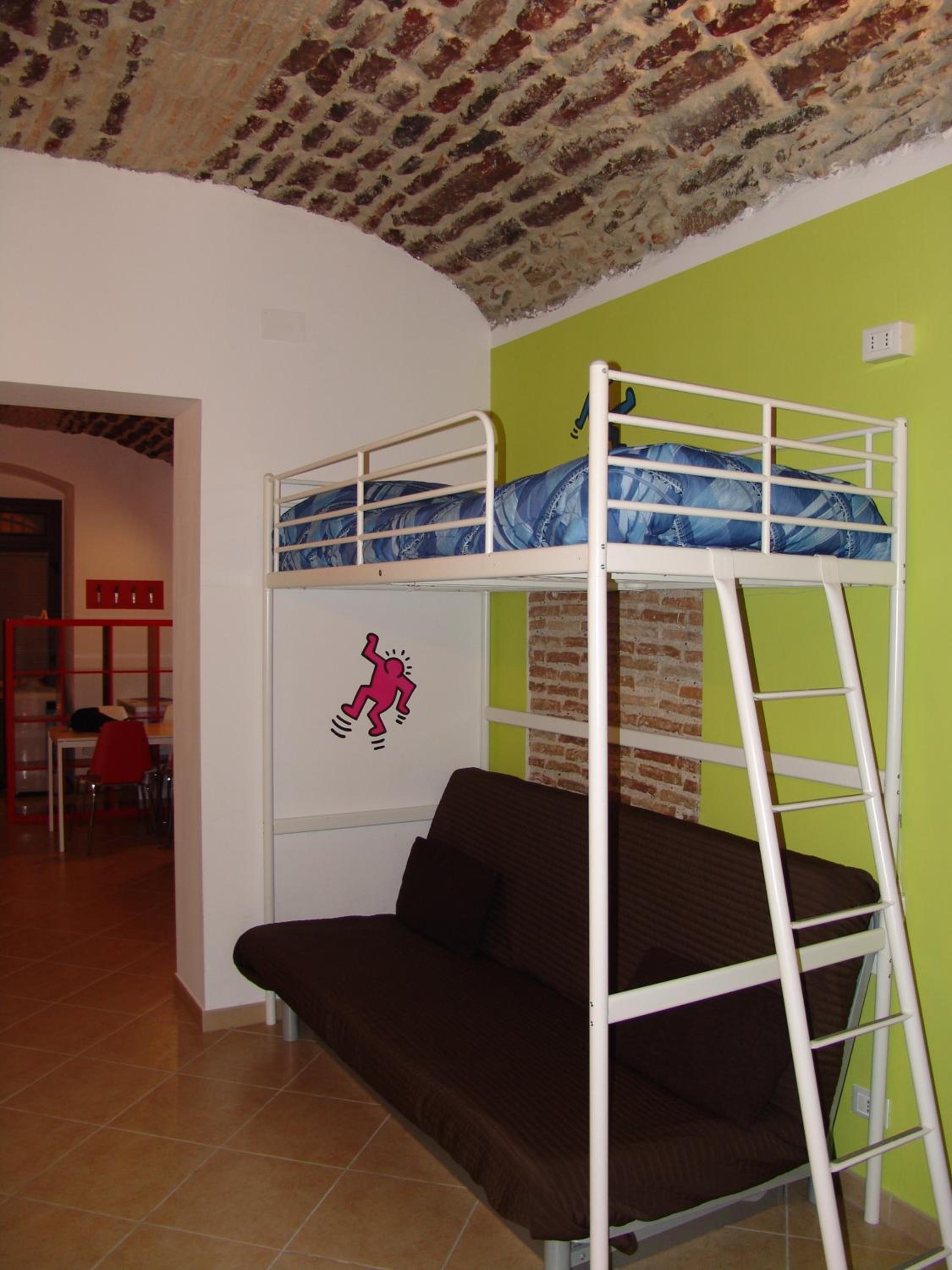 Studio Apartment photo 3