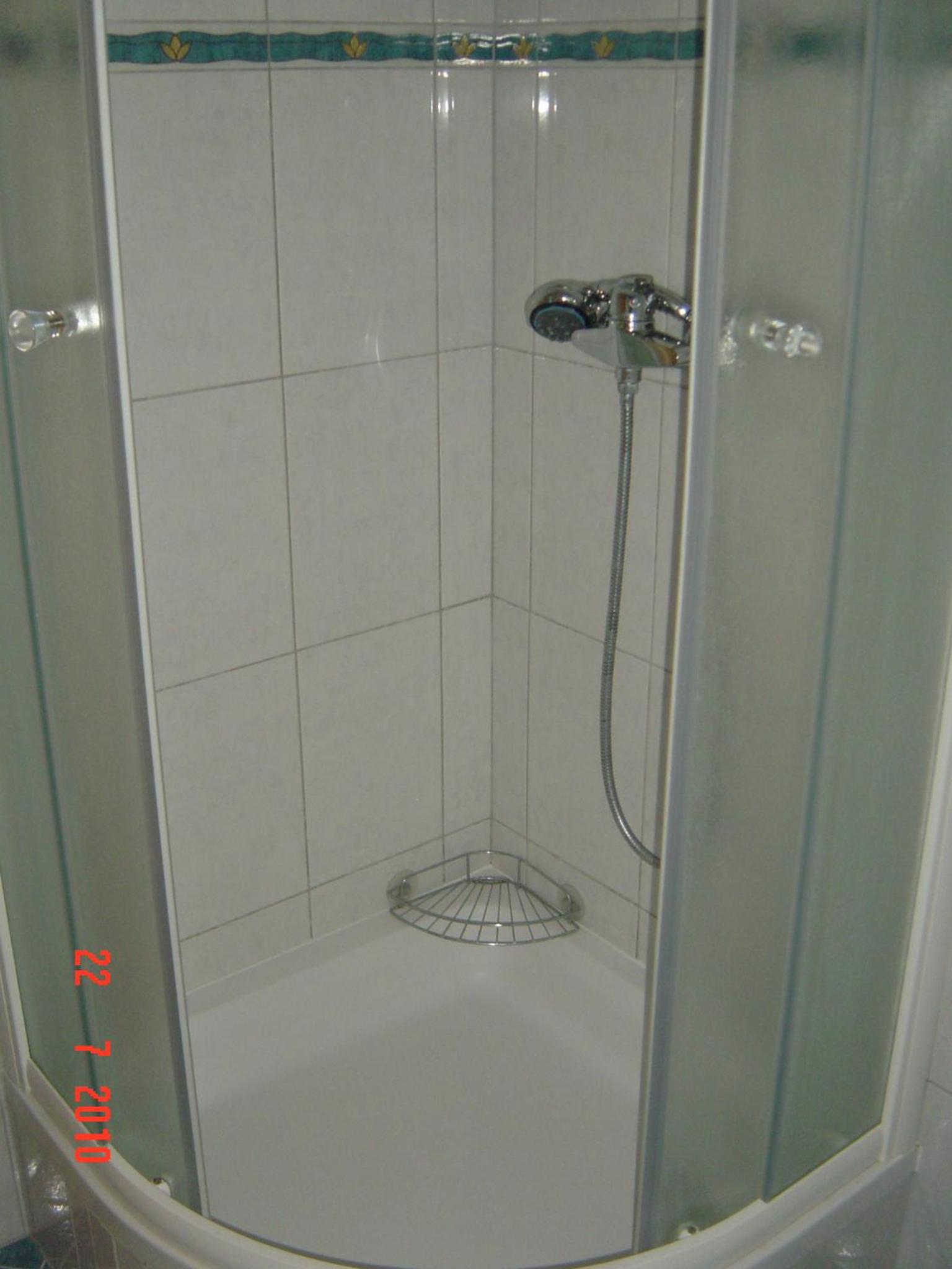 Apartment with Balcony - Photo 2