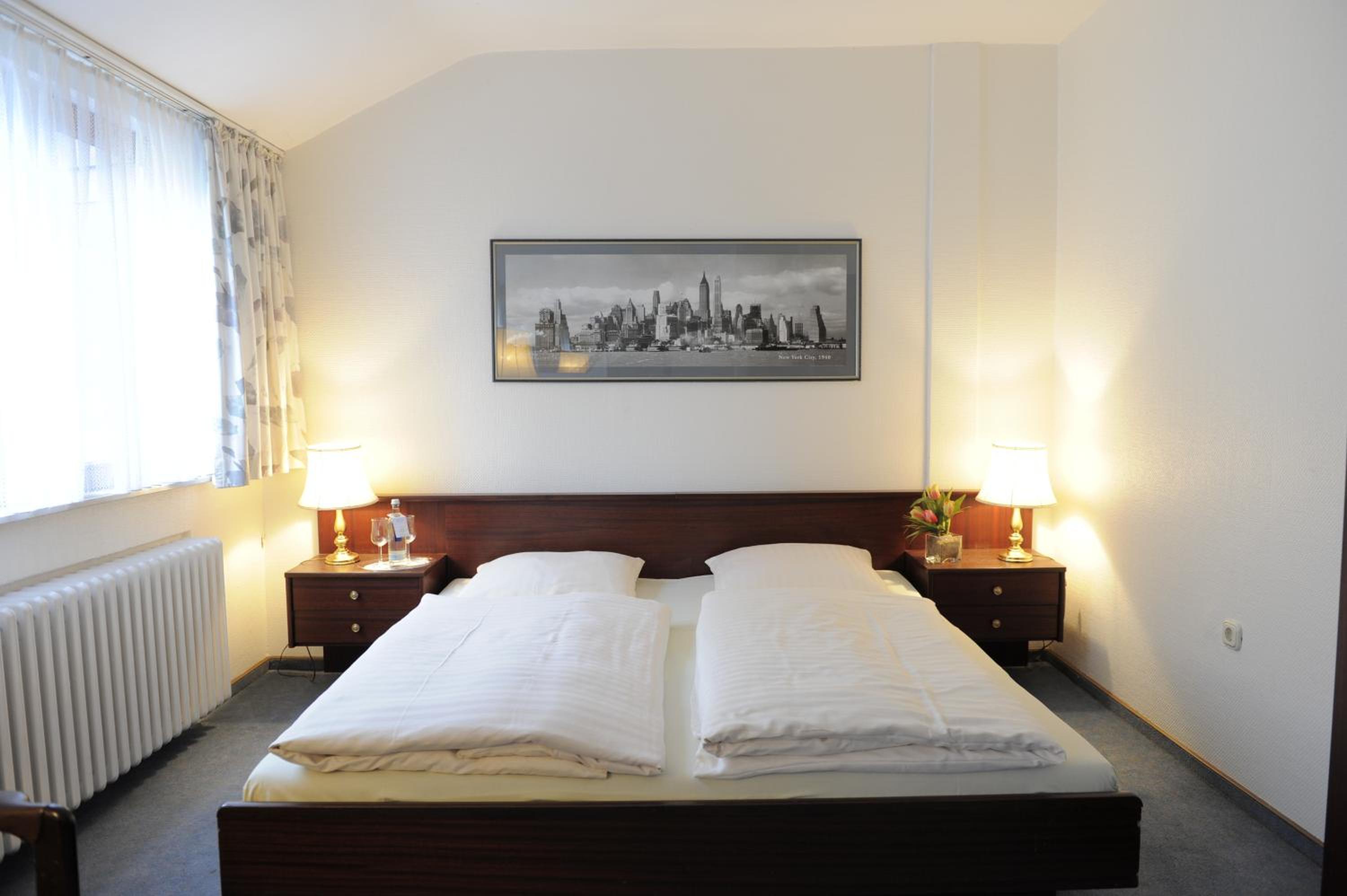 Double Room - Photo 2