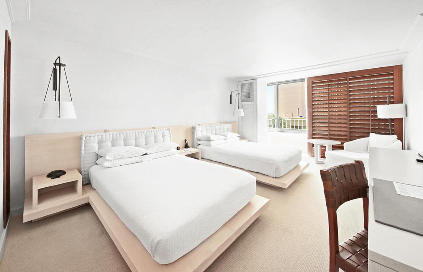 Premier Double Room with Two Double Beds and City View - Photo 5