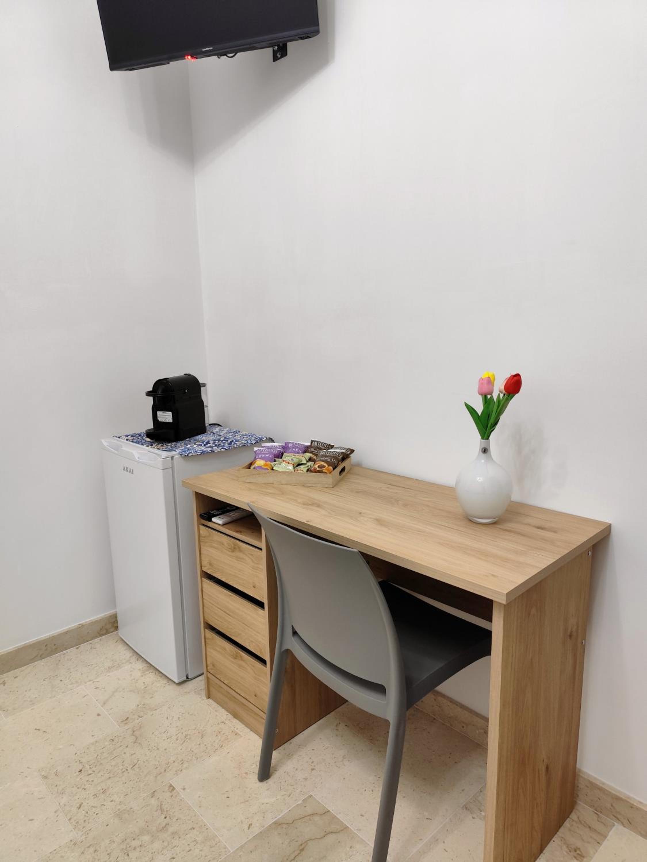 Large Double Room photo 3