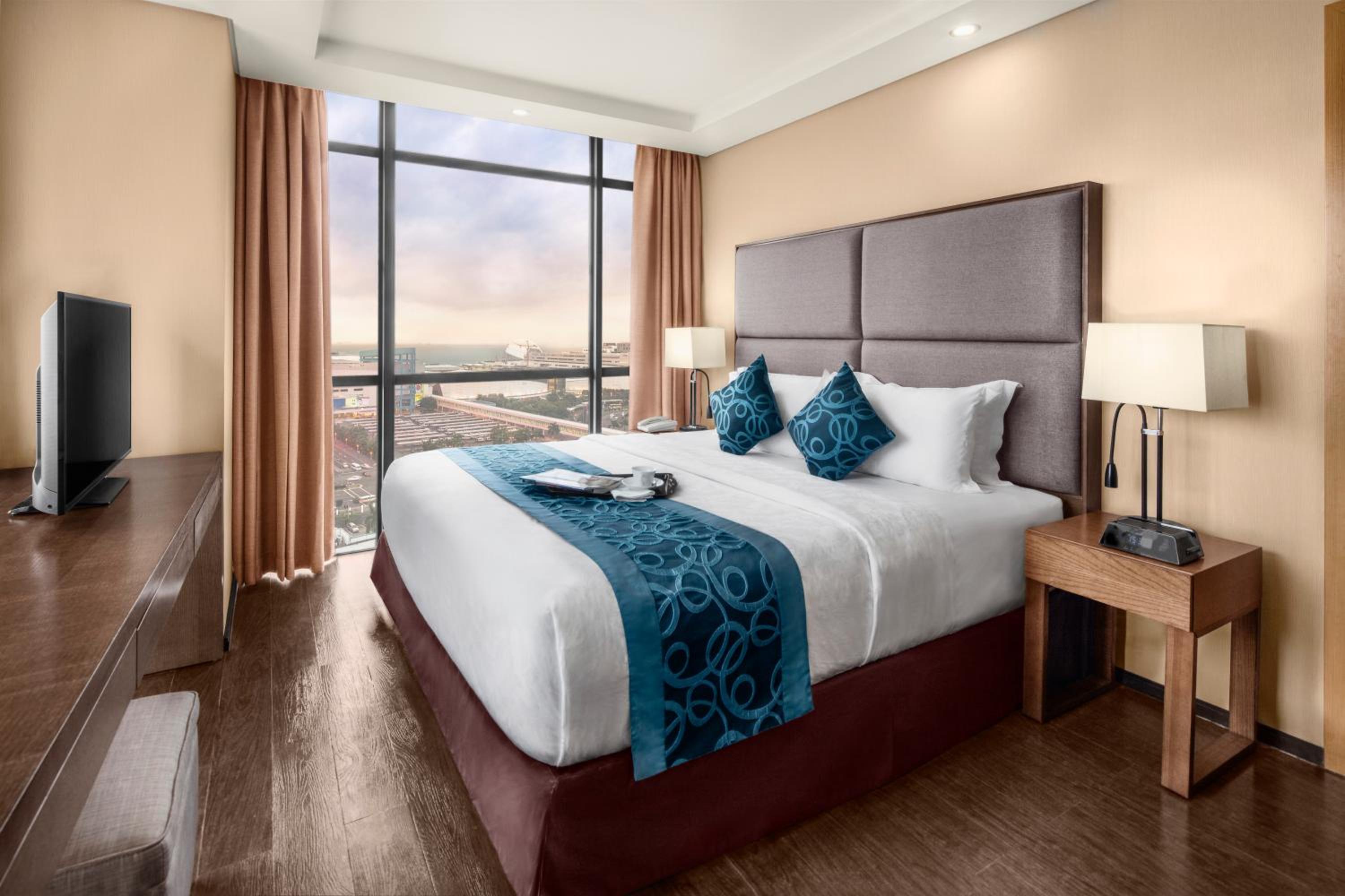 Executive King Room