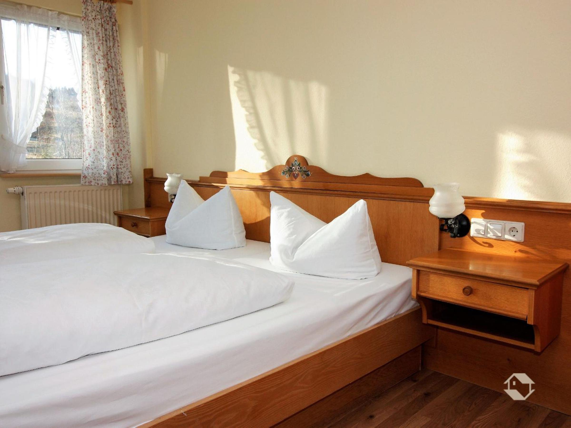 Large Double Room photo 2