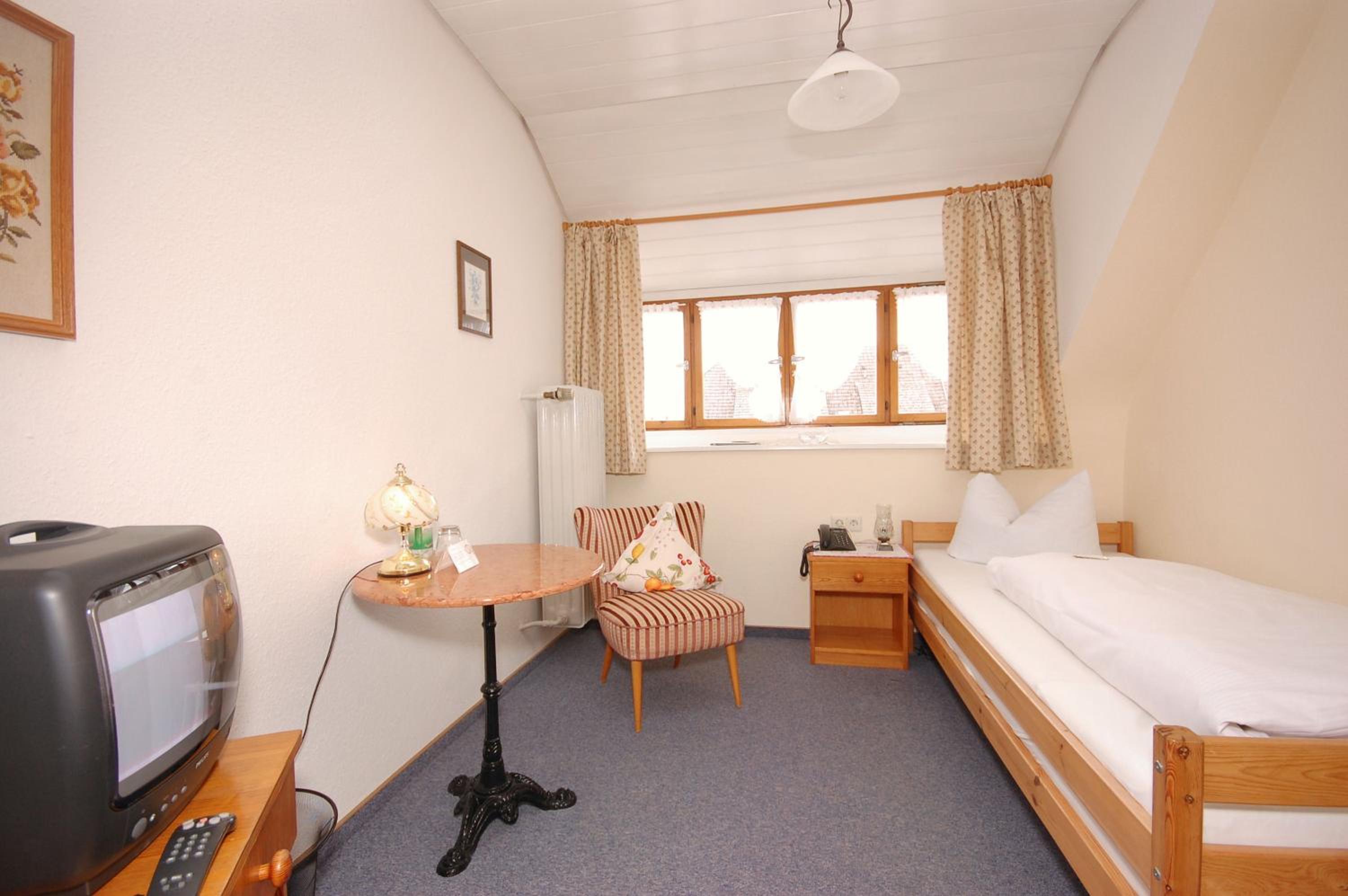 Single Room photo 1