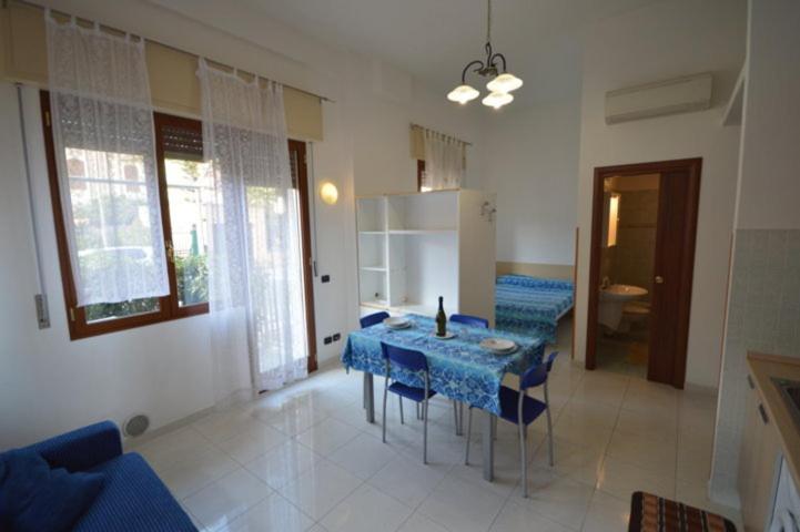 Standard Apartment photo 1