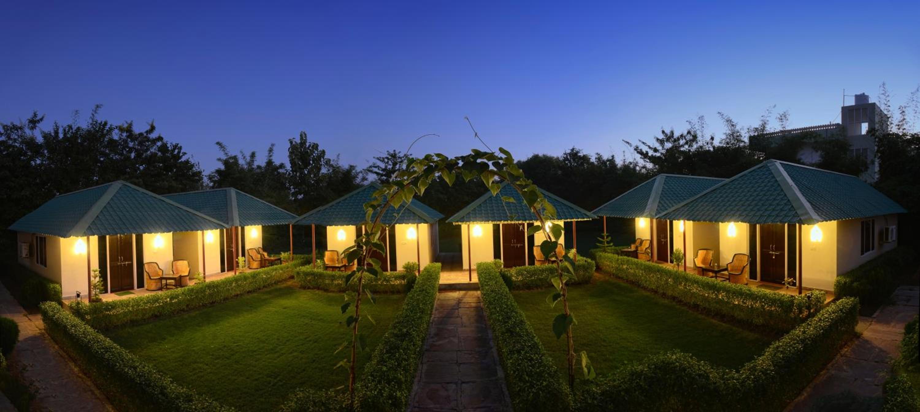 Deluxe Double Room - 10% Discount on Food and Soft Beverages photo 2