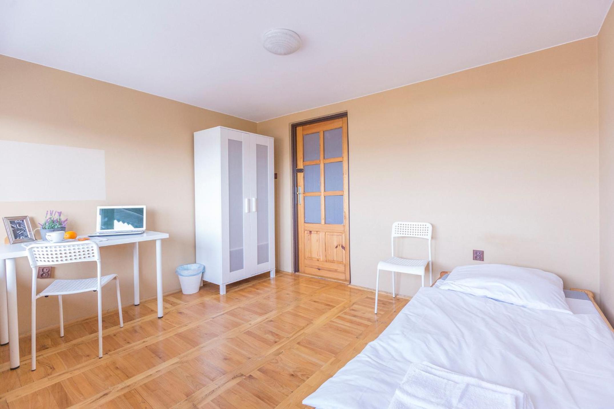 Small Double Room photo 1