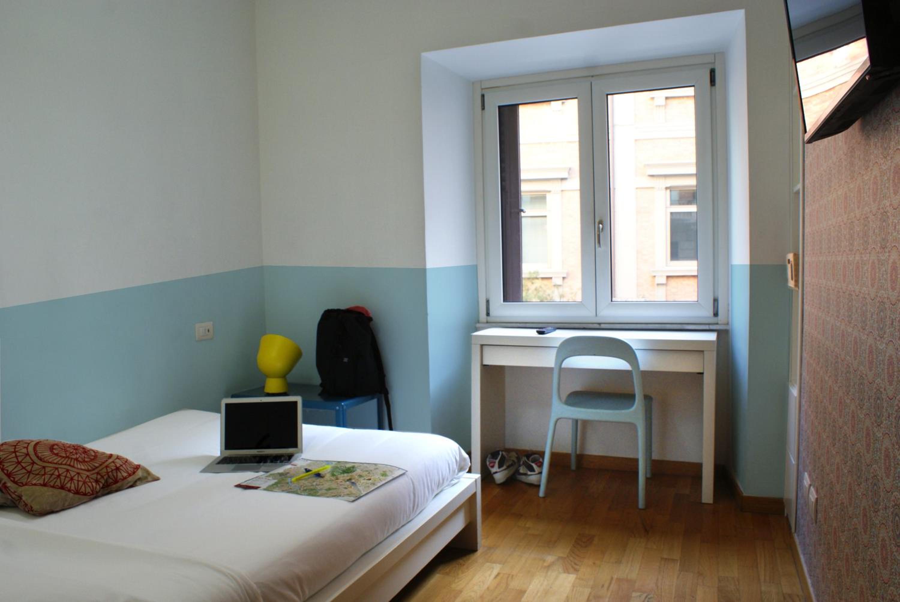 Double Room with Private Bathroom photo 2