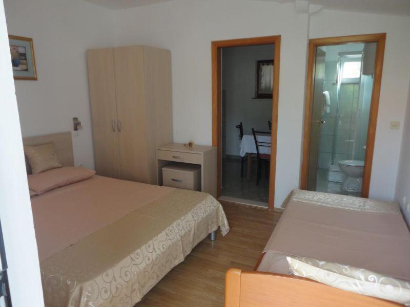 One-Bedroom Apartment with Terrace