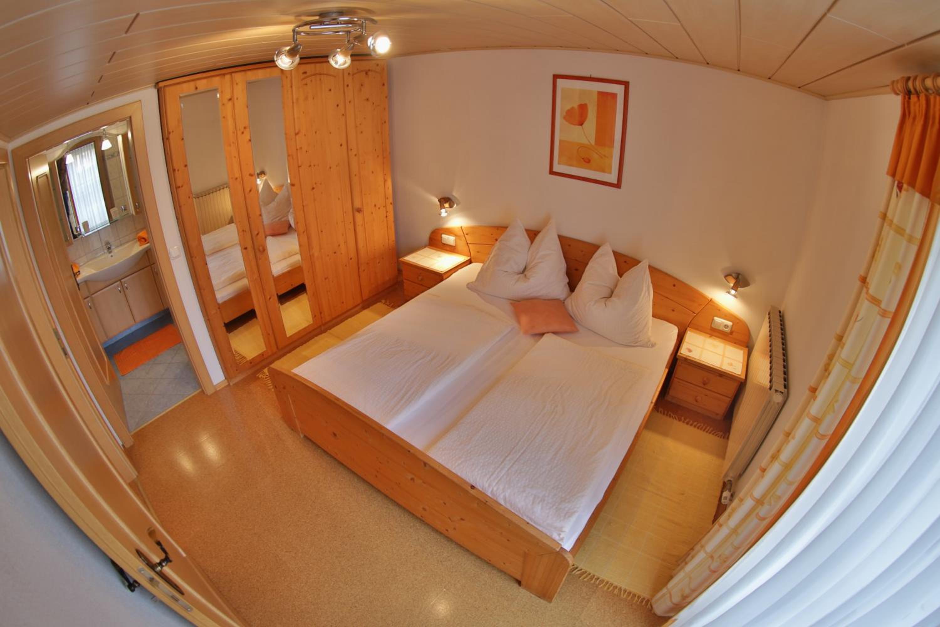 One-Bedroom Apartment (2 Adults)