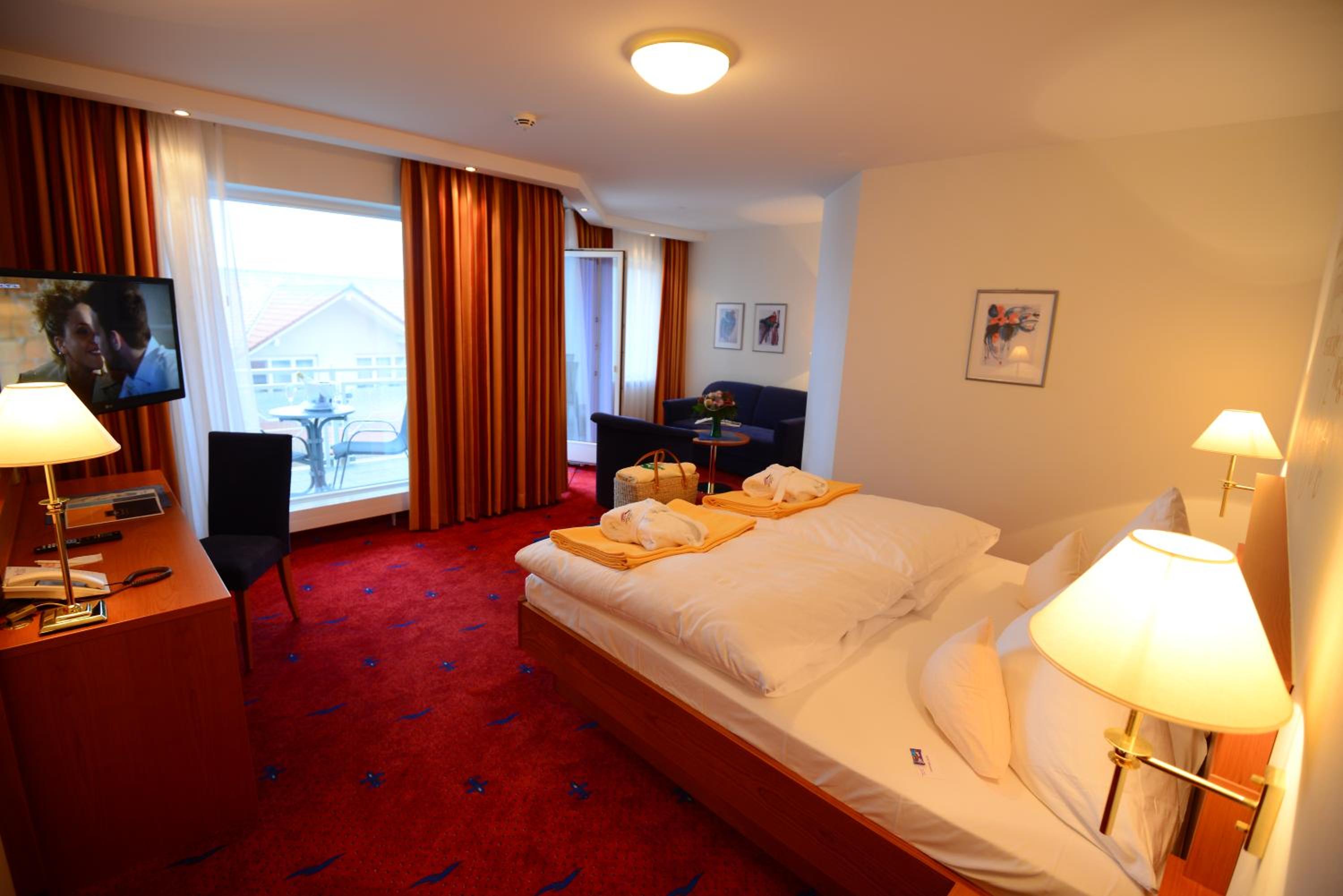 Deluxe Double Room With Balcony