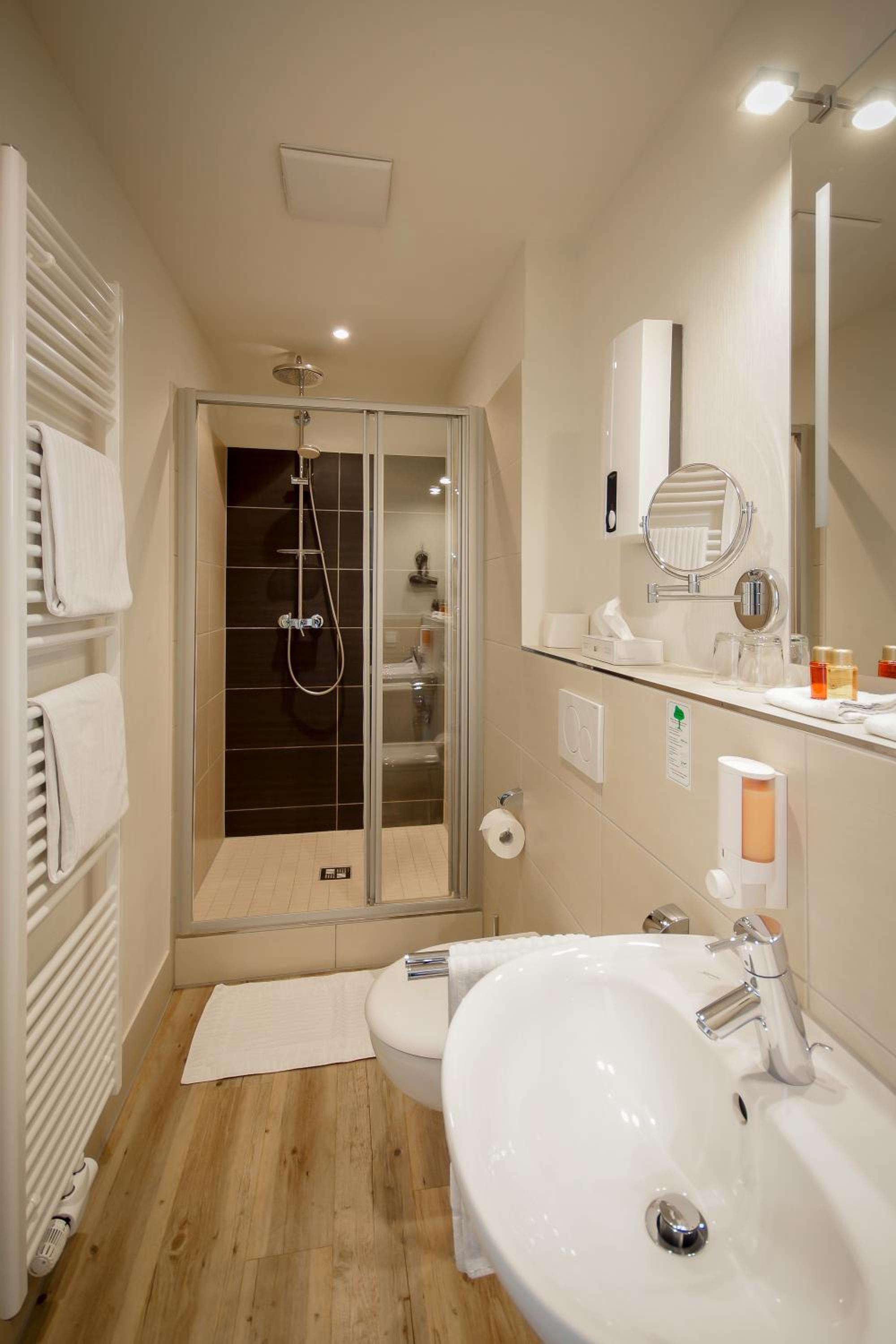 Double Room - Photo 3