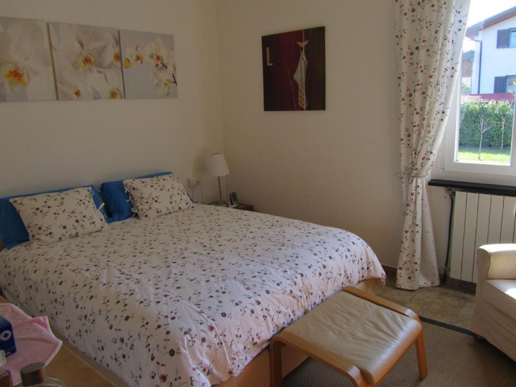 Two-Bedroom House photo 3