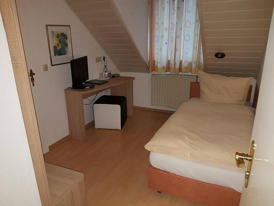 Single Room with Shower photo 1