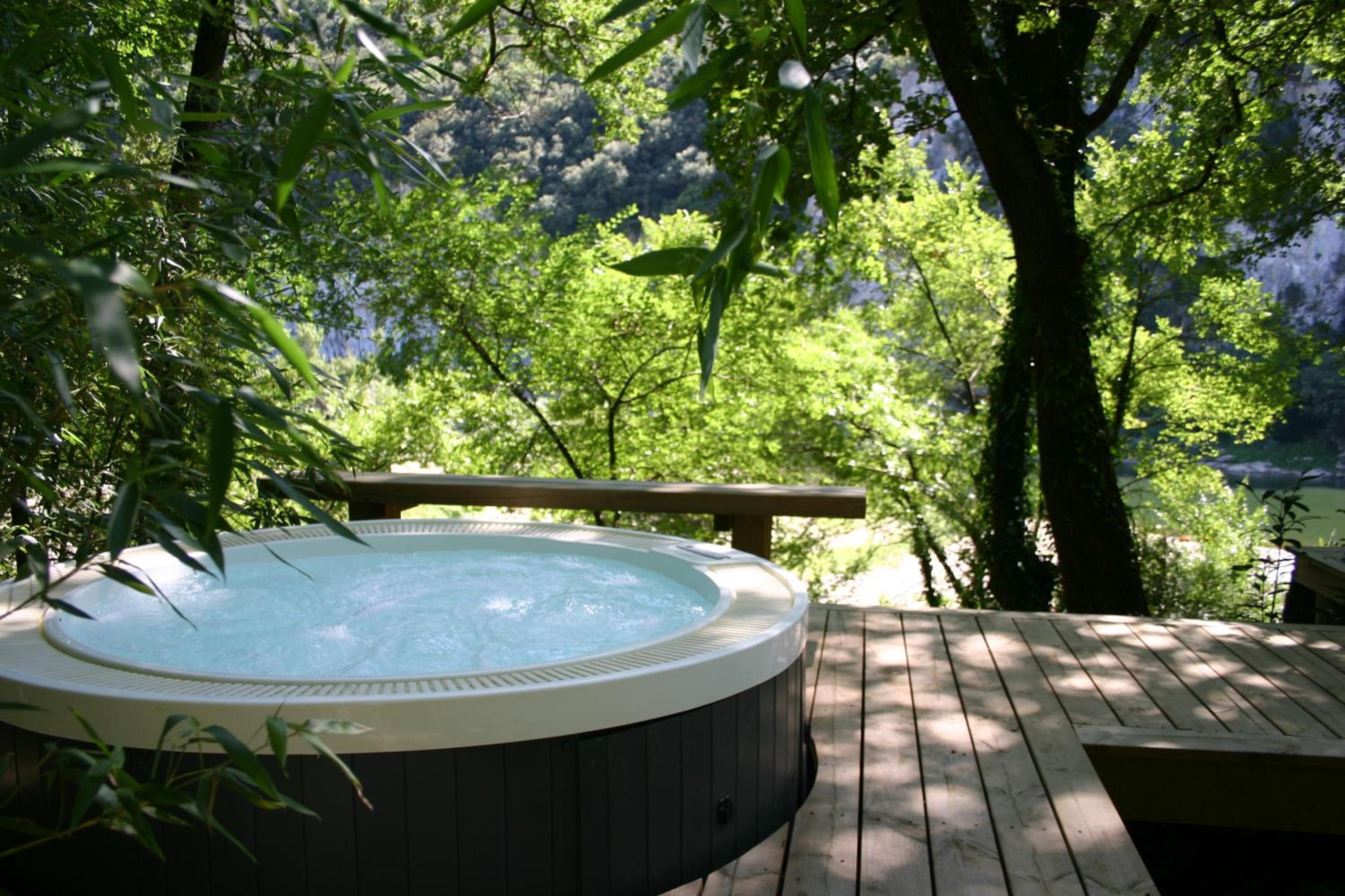 Deluxe Double Lodge - River View  photo 3