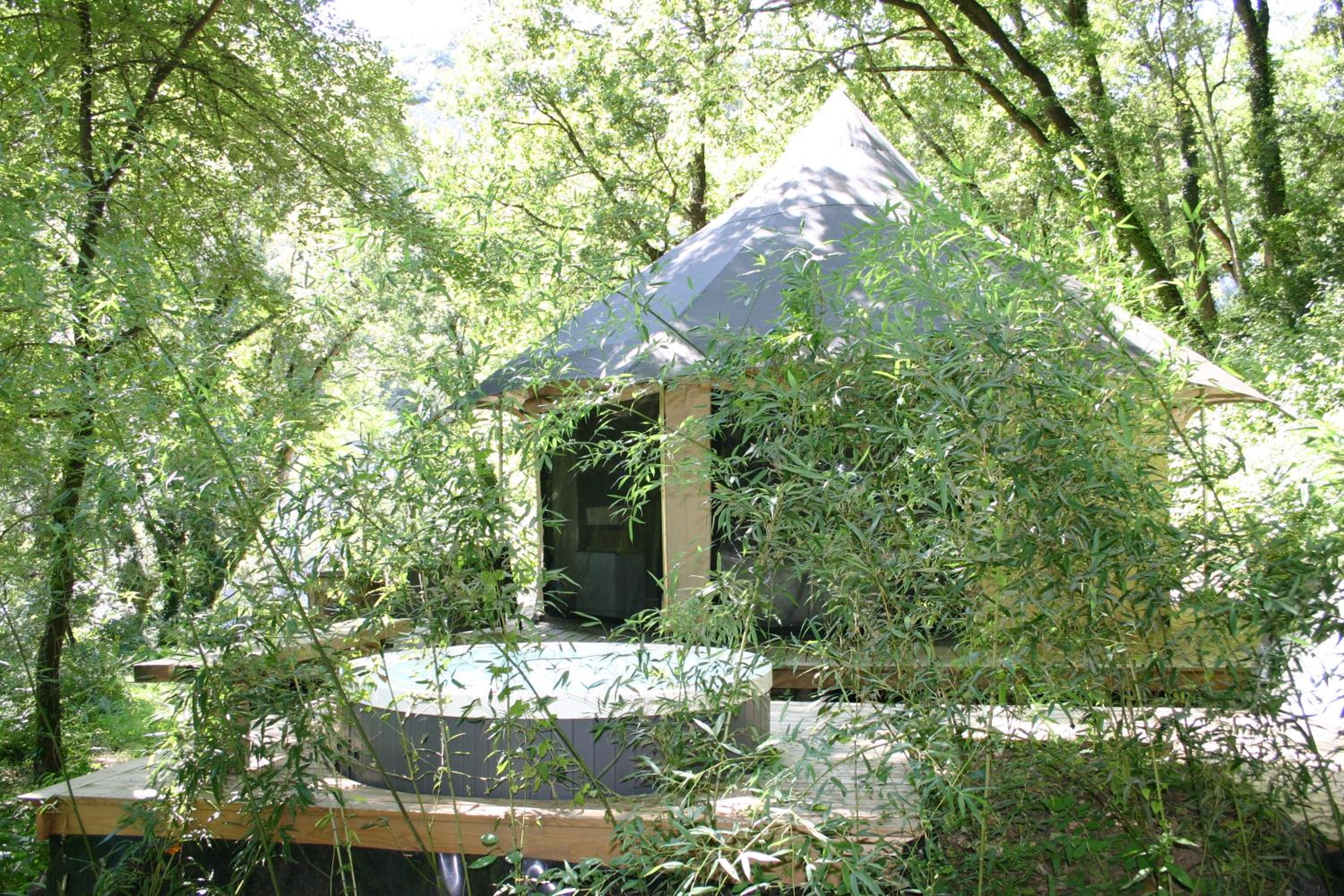 Deluxe Double Lodge - River View