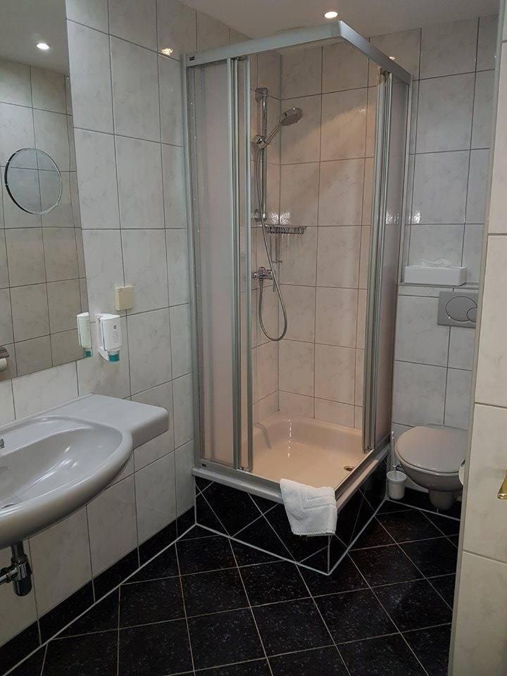 Single Room with Shower photo 3