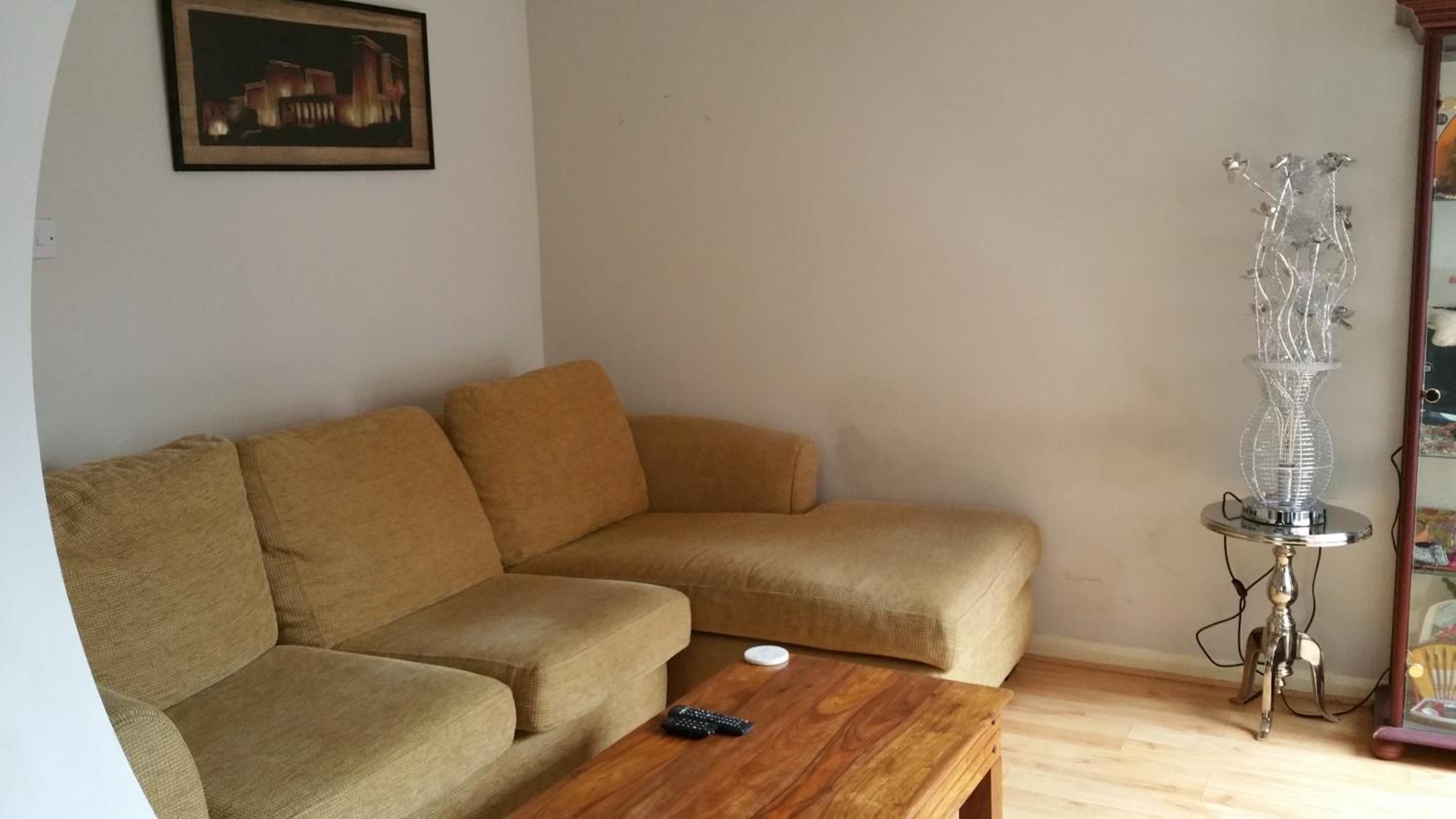 Standard Twin Room - Photo 3