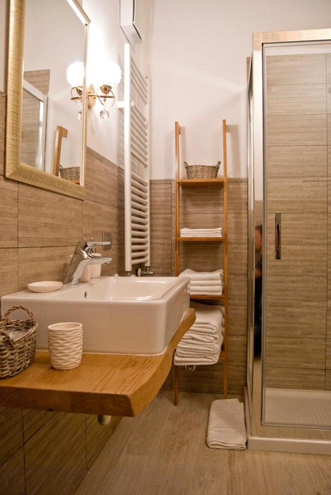 Deluxe Apartment - Photo 13
