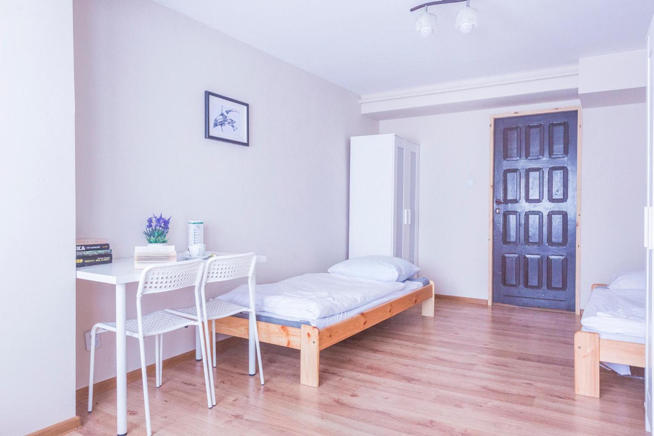 Basic Triple Room - Photo 11